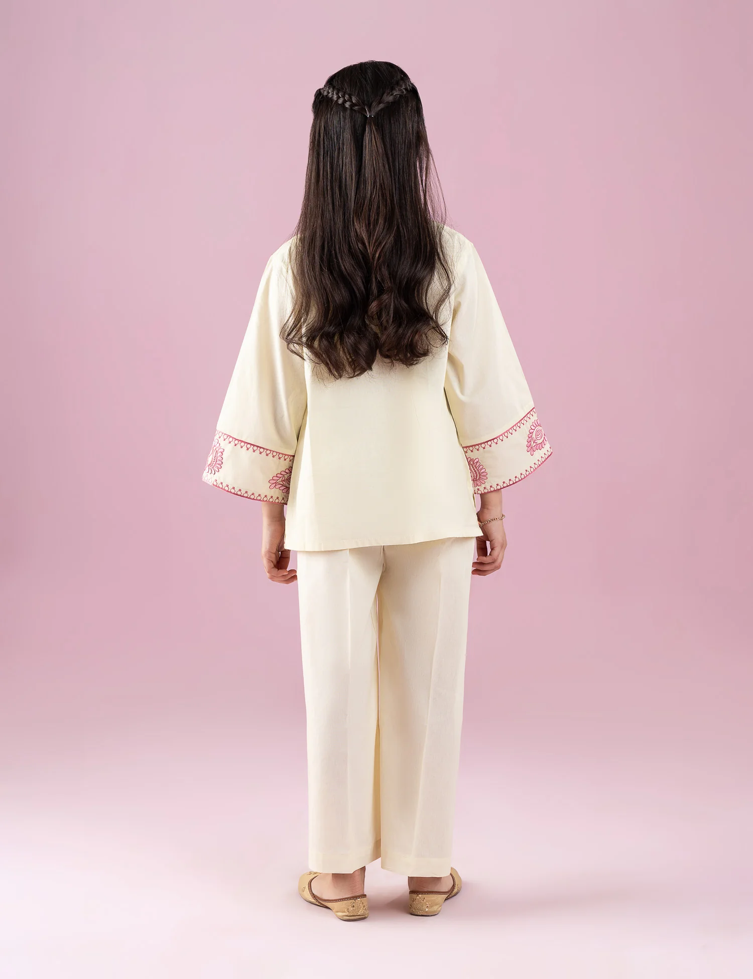 2 PIECE EMBROIDERED SUIT - Image 5