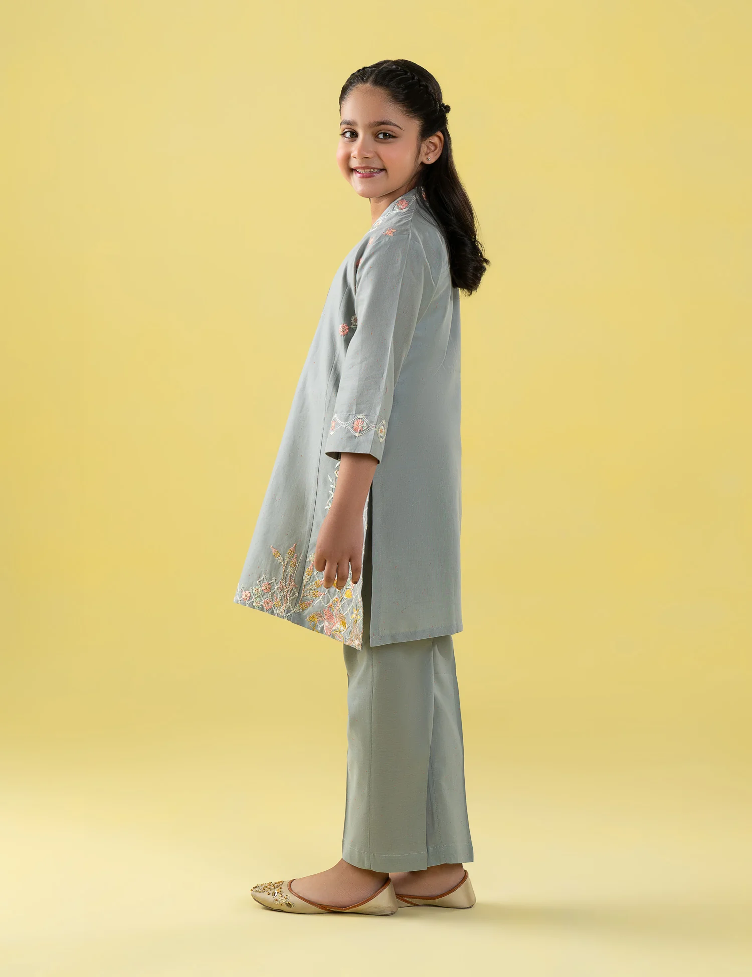2 PIECE PLEATED NECKLINE SUIT - Image 4