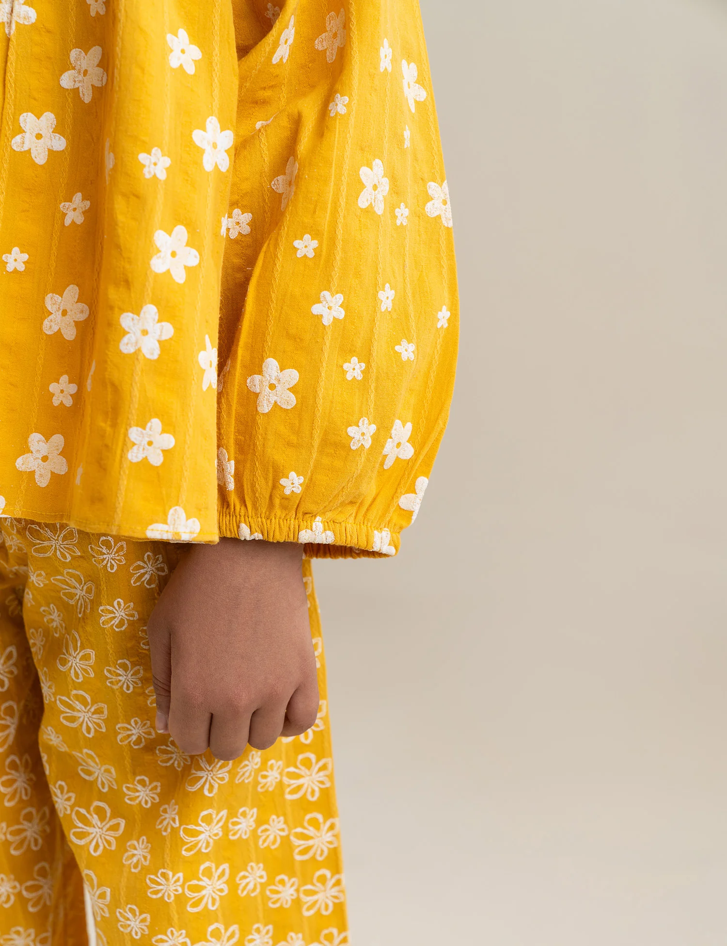 2 PIECE FLORAL PRINTED SUIT - Image 4