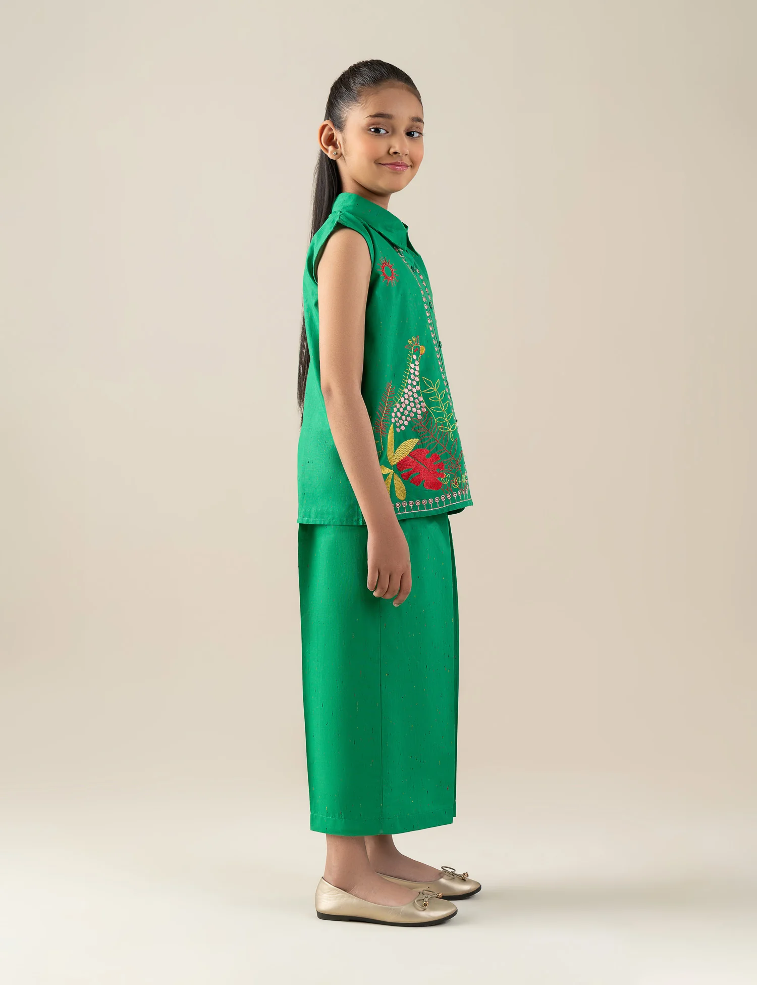 2 PIECE STYLISED EMBROIDERED SUIT - Image 3