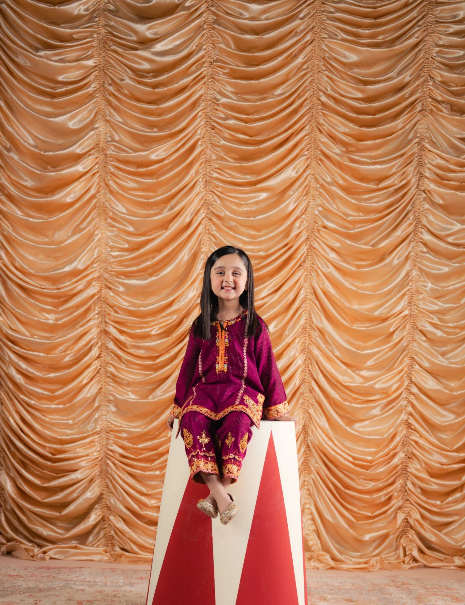 2 PIECE ETHNIC EMBROIDERED SUIT - Image 4