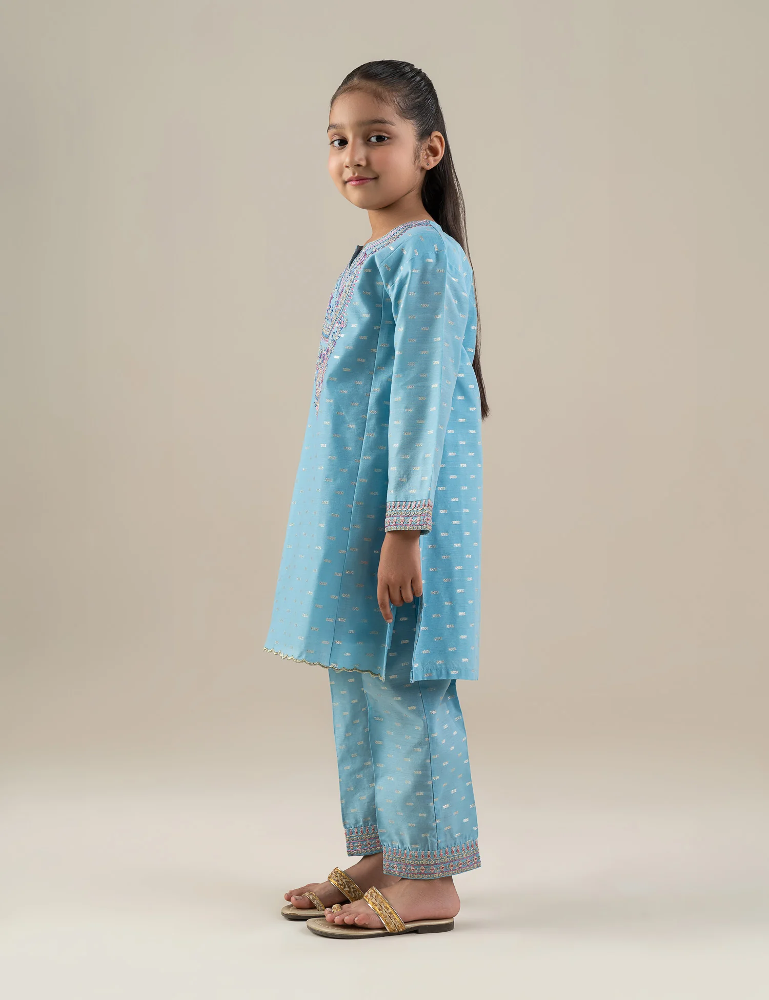2 PIECE ETHNIC EMBROIDERED SUIT - Image 4
