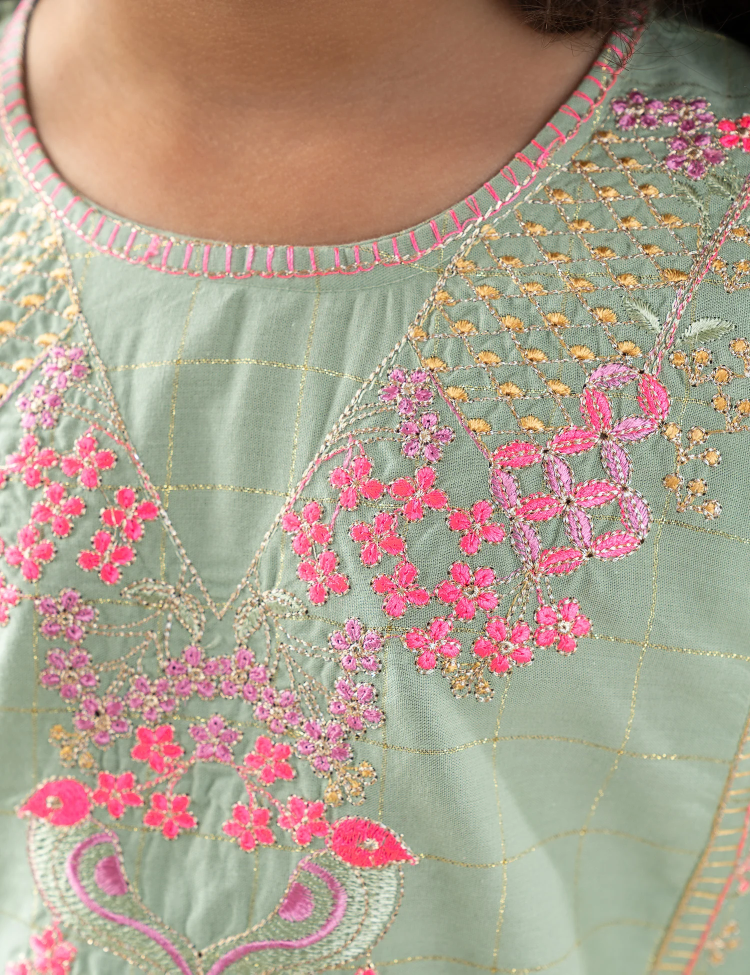 2 PIECE ETHNIC EMBROIDERED SUIT - Image 2