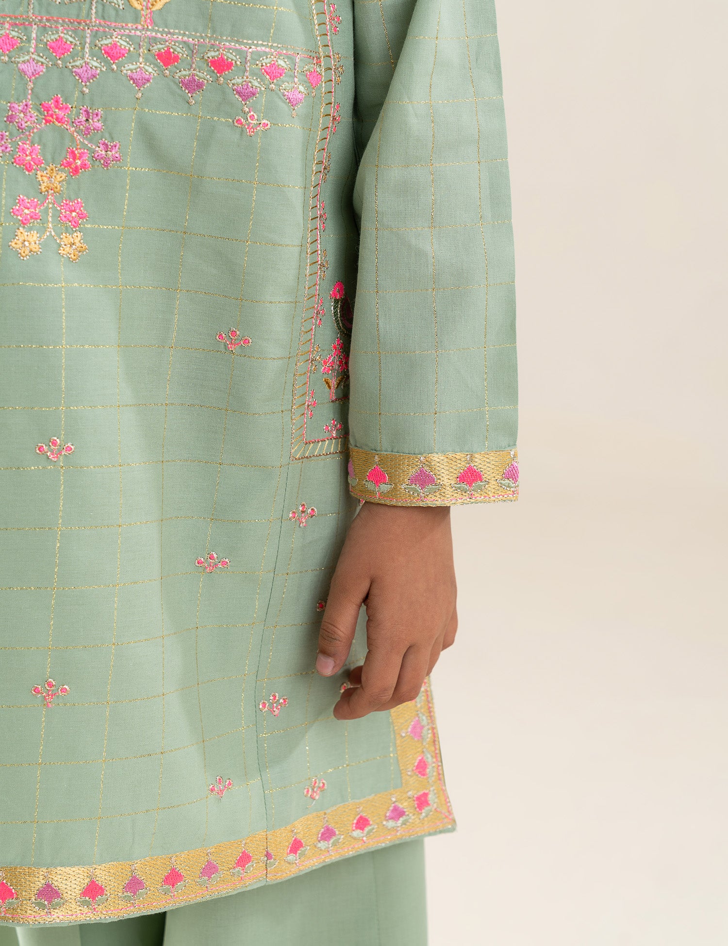 2 PIECE ETHNIC EMBROIDERED SUIT - Image 3