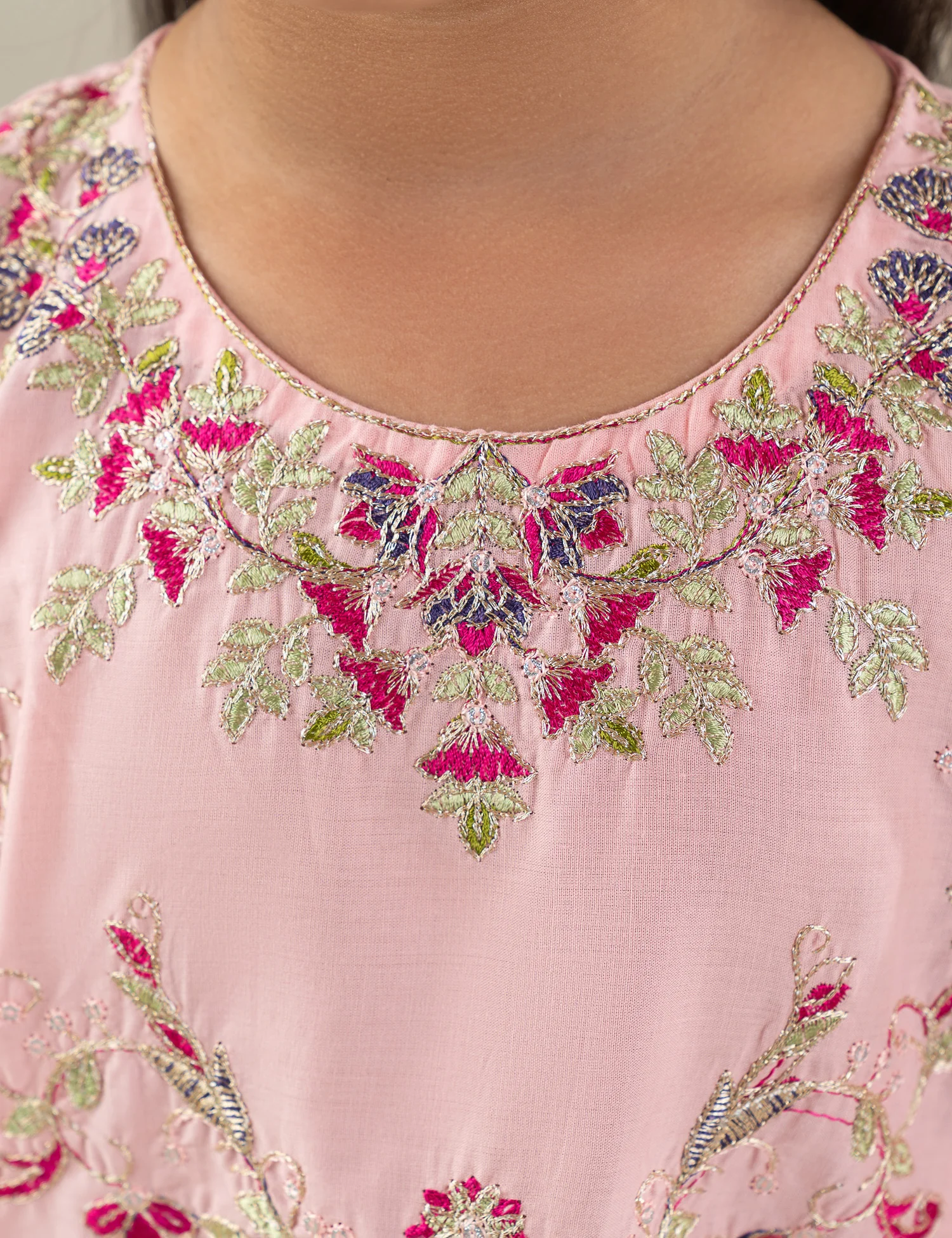 2 PIECE SEQUIN EMBROIDERED SUIT - Image 2