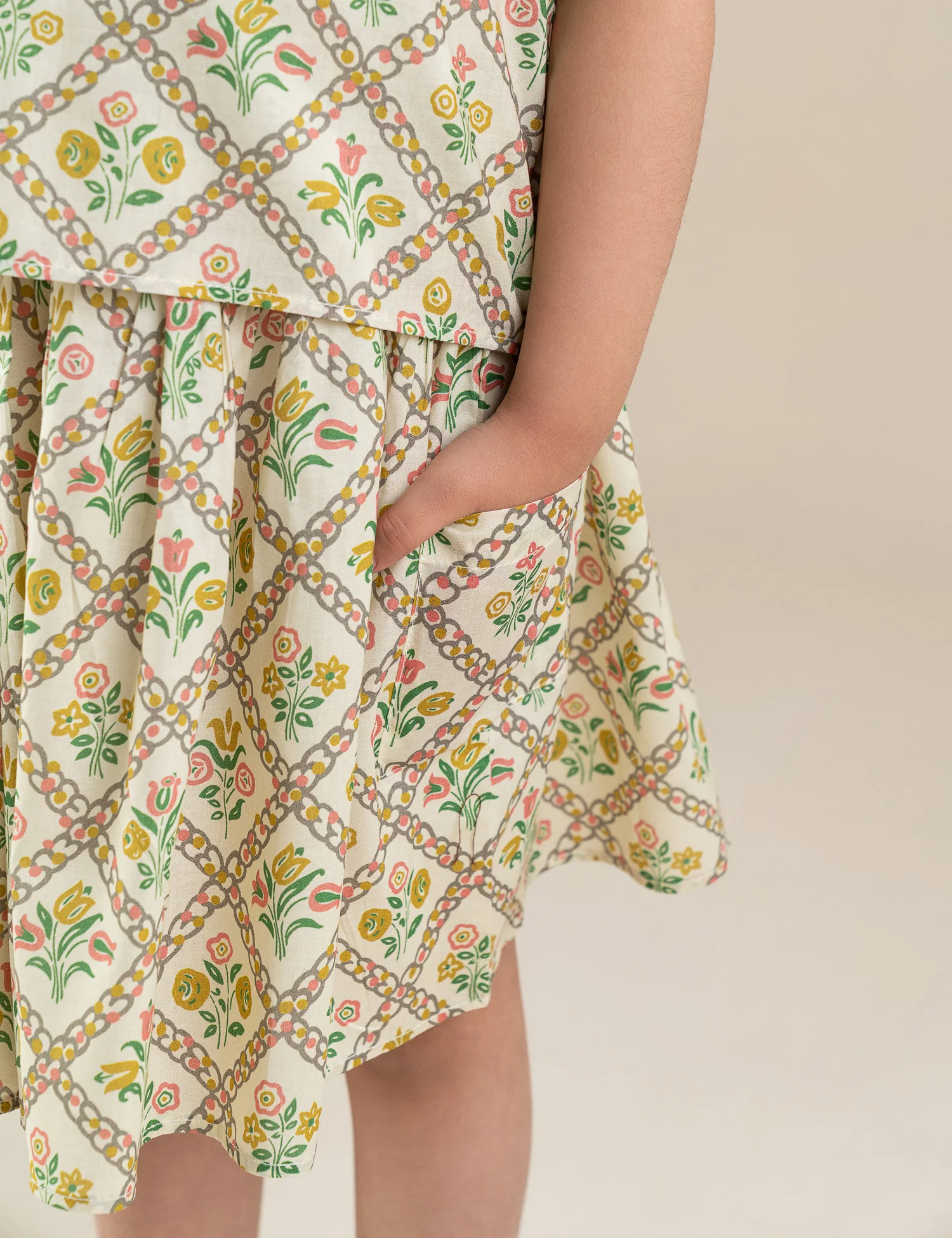 2 PIECE PRINTED SUIT - Image 3