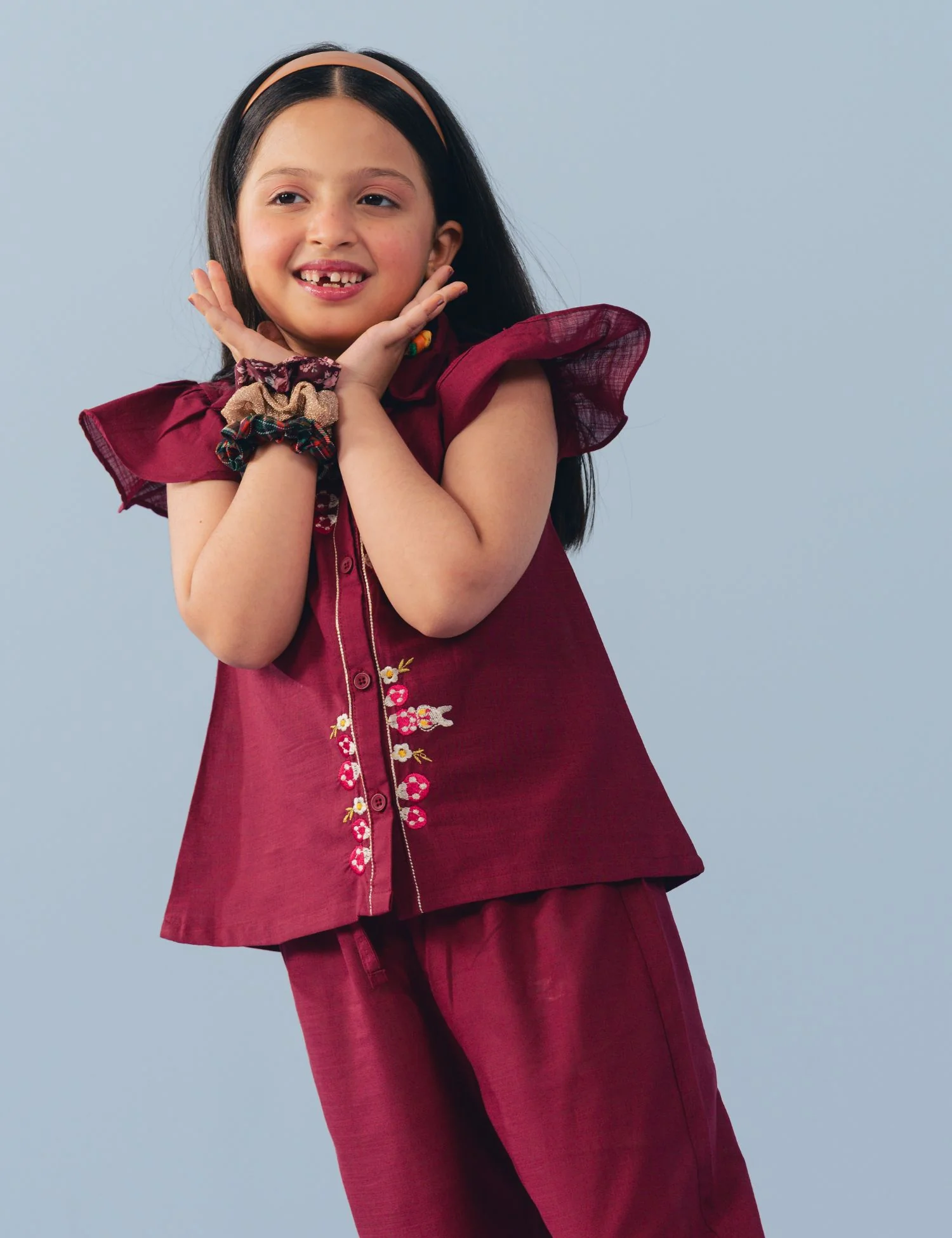2 PIECE BUNNY EMBROIDERED SUIT - Image 2