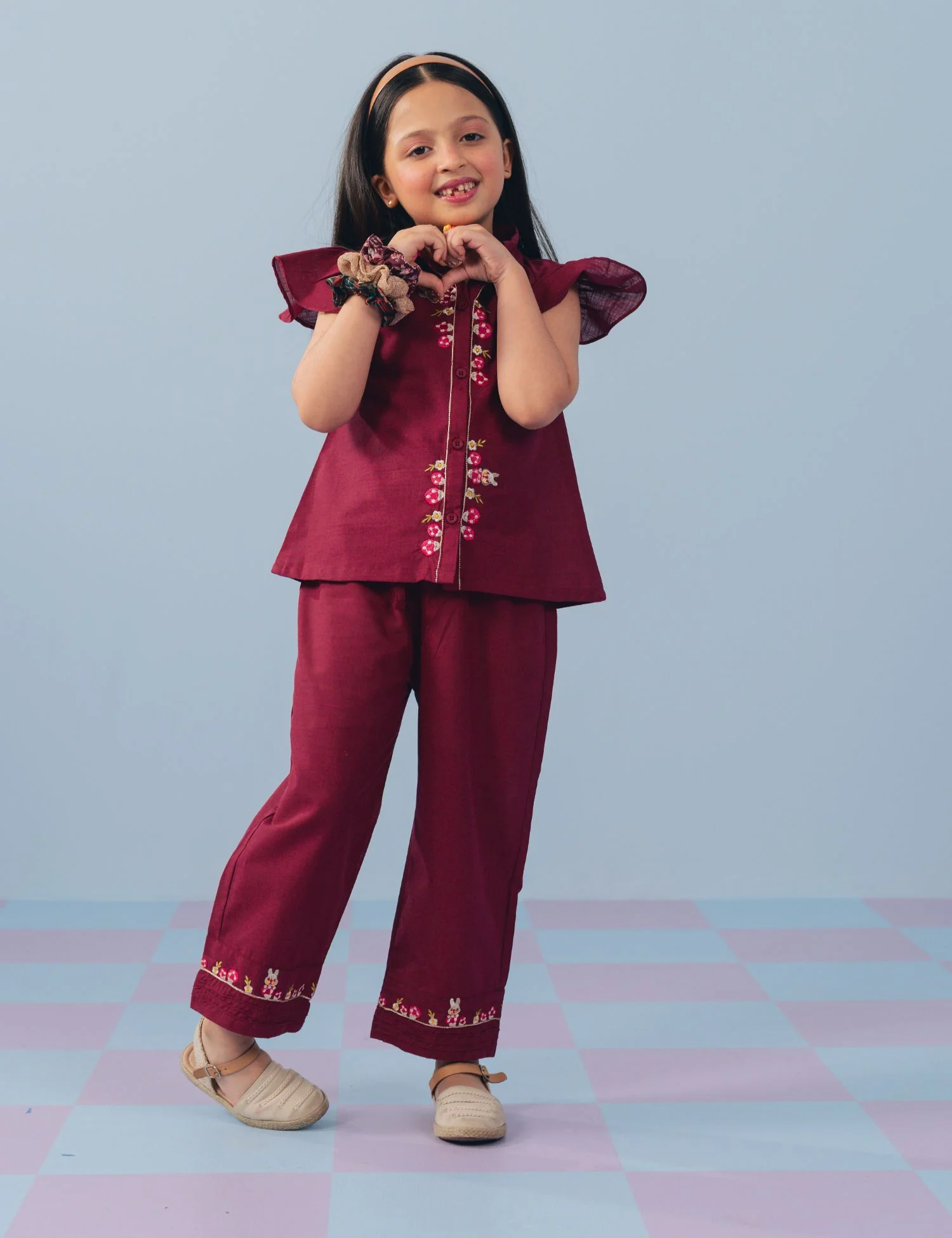 2 PIECE BUNNY EMBROIDERED SUIT - Image 3