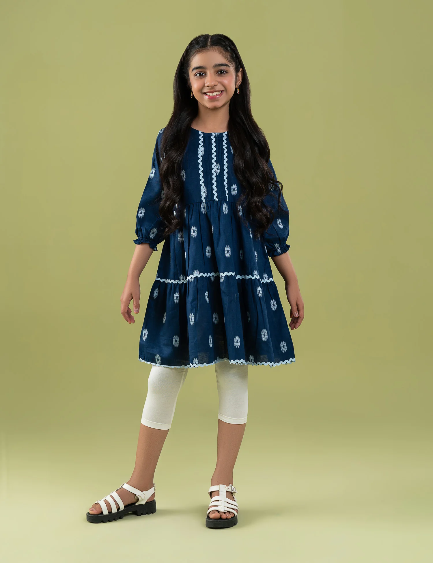 PRINTED EMBELLISHED DRESS - Image 3