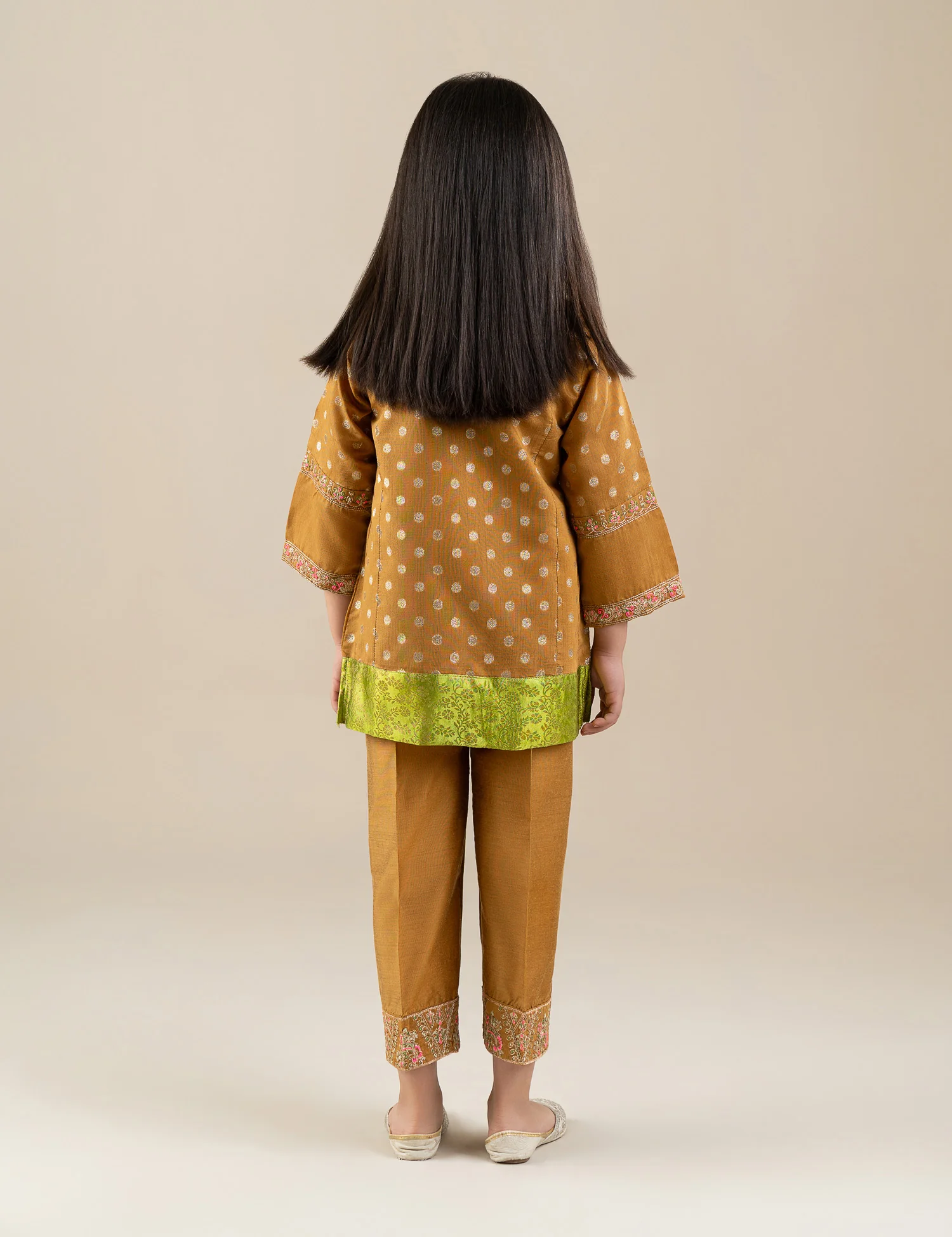 2 PIECE ETHNIC EMBROIDERED SUIT - Image 6
