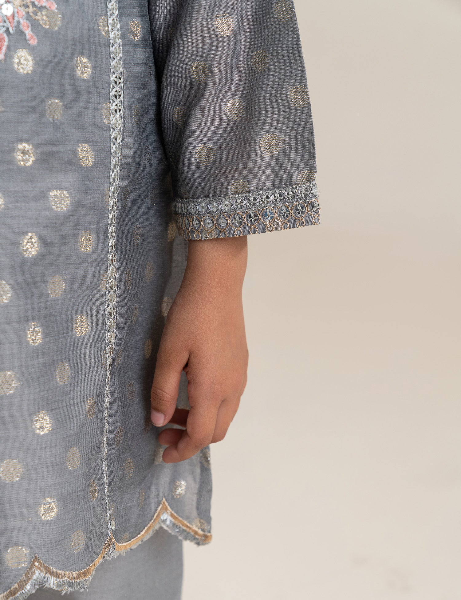 2 PIECE ETHNIC EMBROIDERED SUIT - Image 3