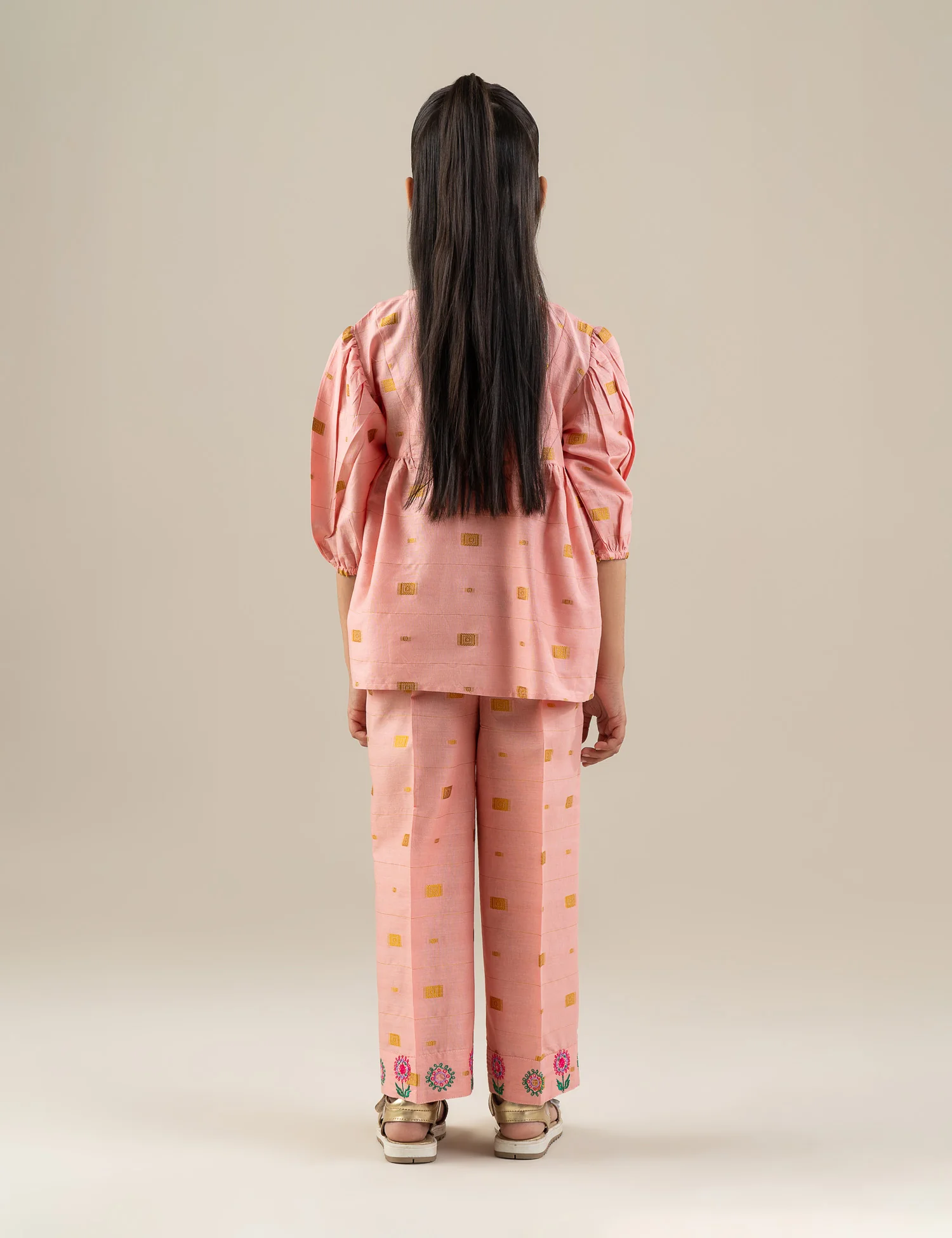 2 PIECE FLORAL EMBROIDERED SUIT - Image 5