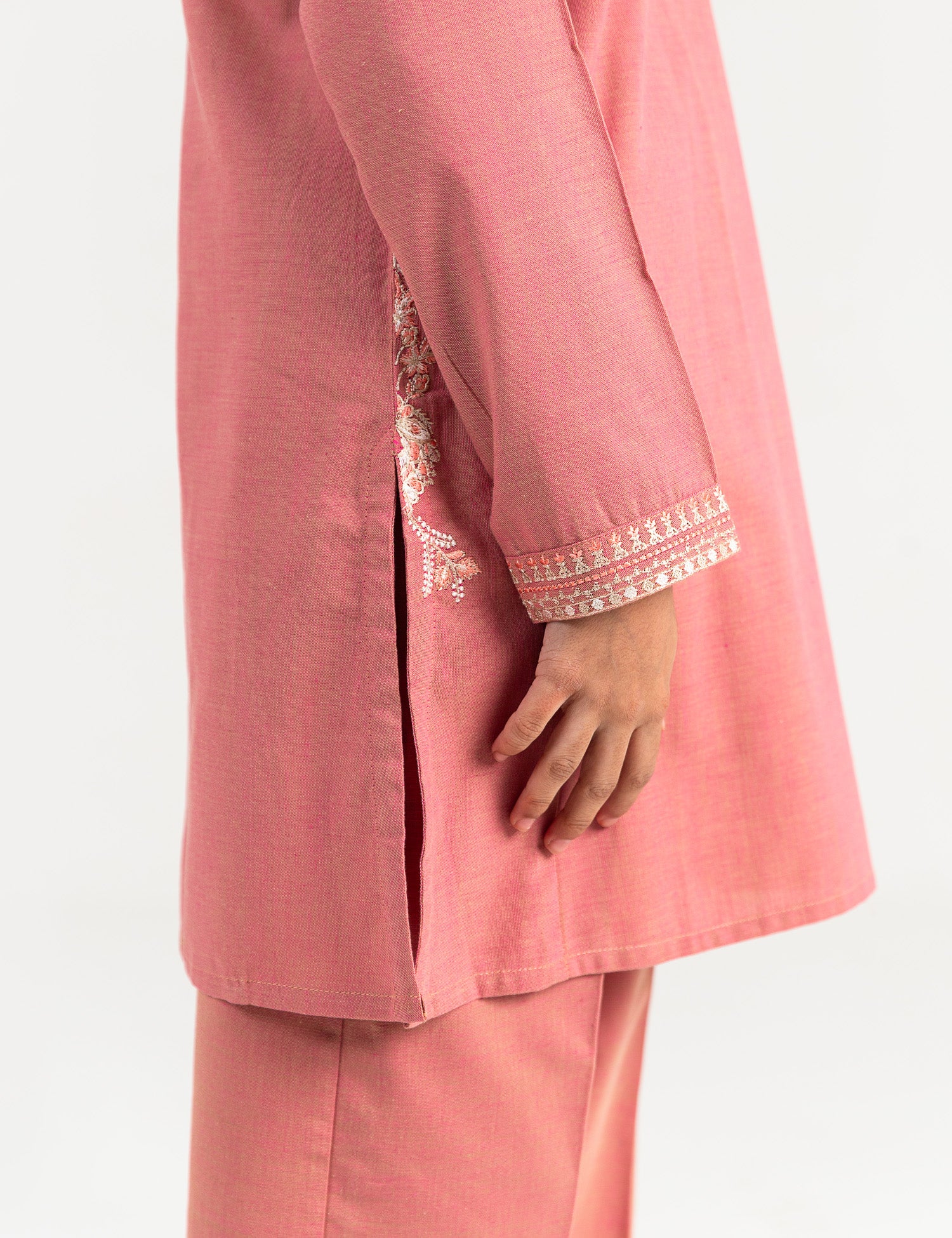 2 PIECE EMBROIDERED SUIT - Image 3