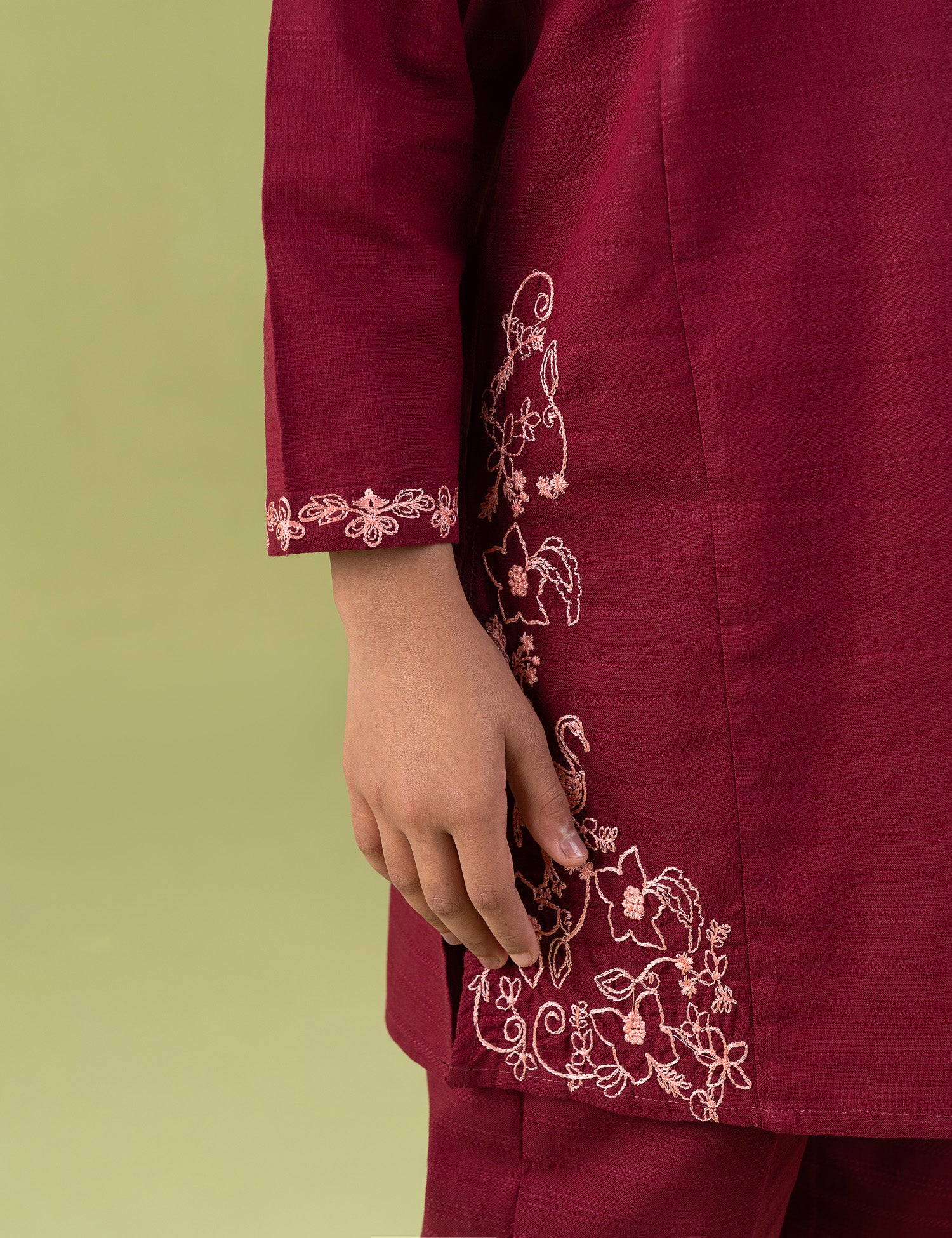 2 PIECE ALLOVER EMBROIDERED SUIT - Image 4