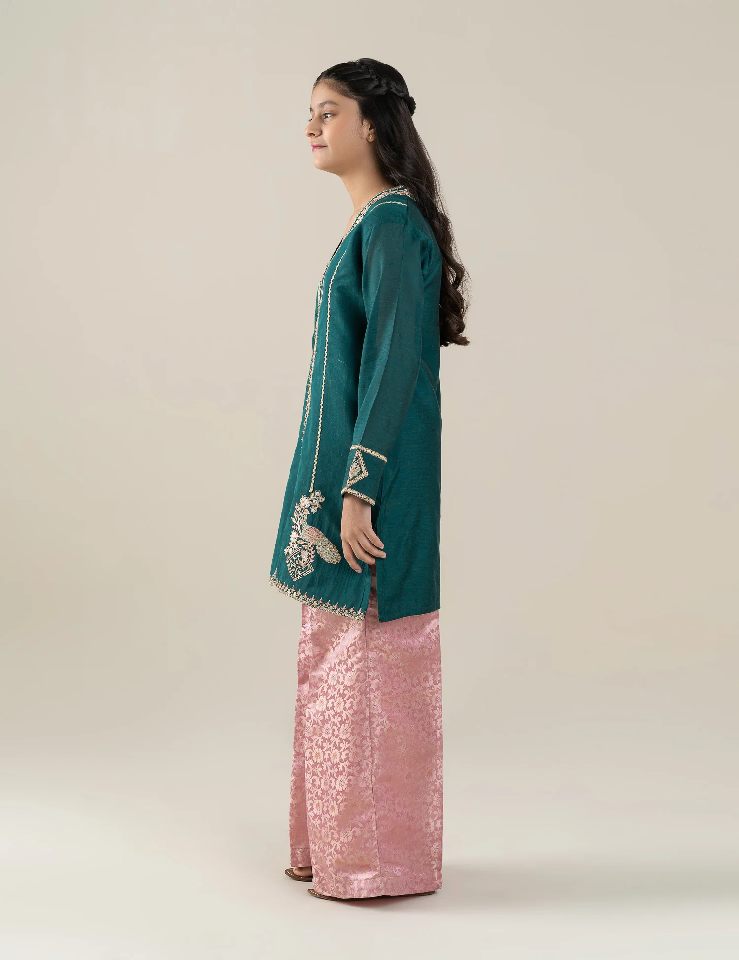 2 PIECE ETHNIC EMBROIDERED SUIT - Image 4