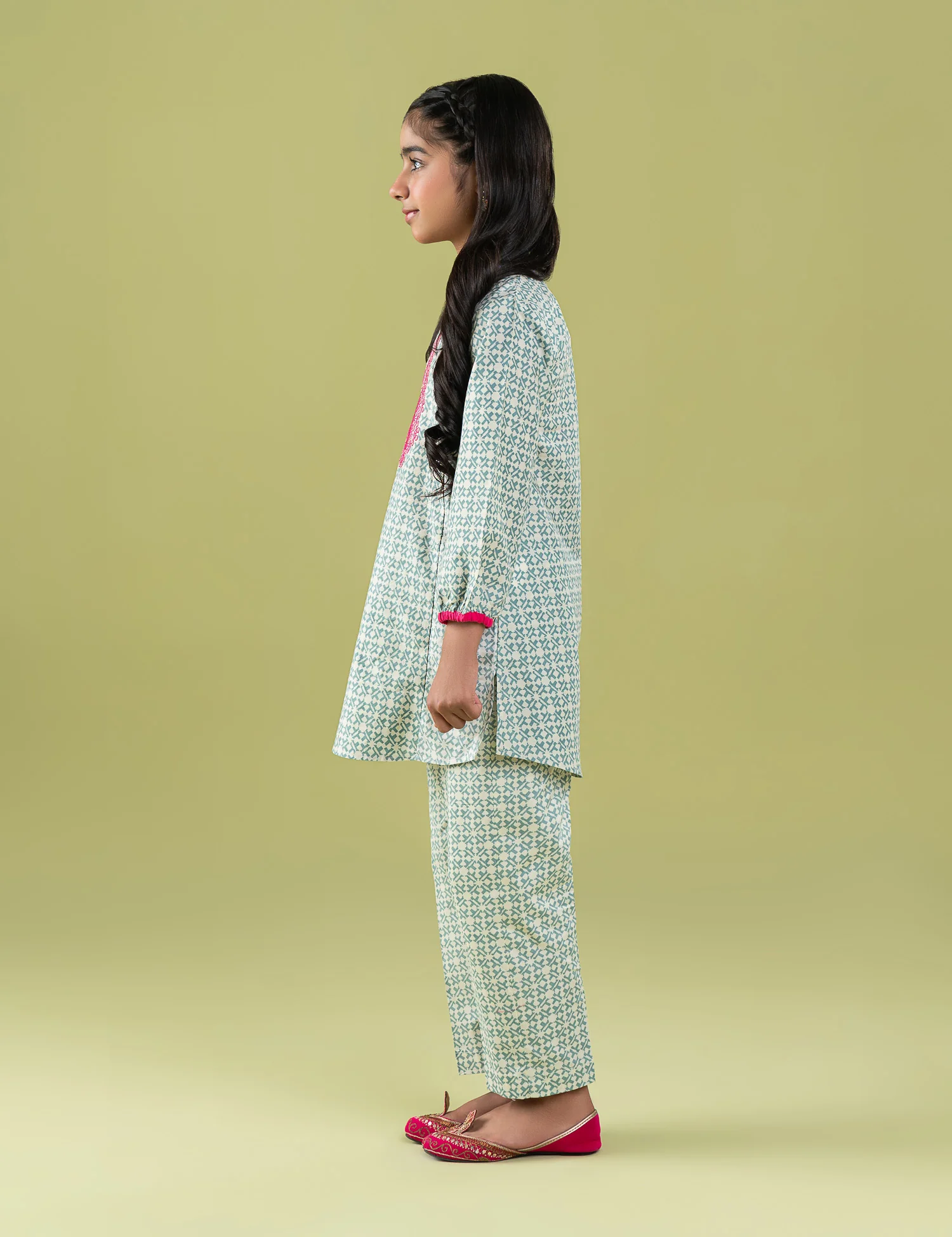 2 PIECE EMBROIDERED SUIT - Image 5