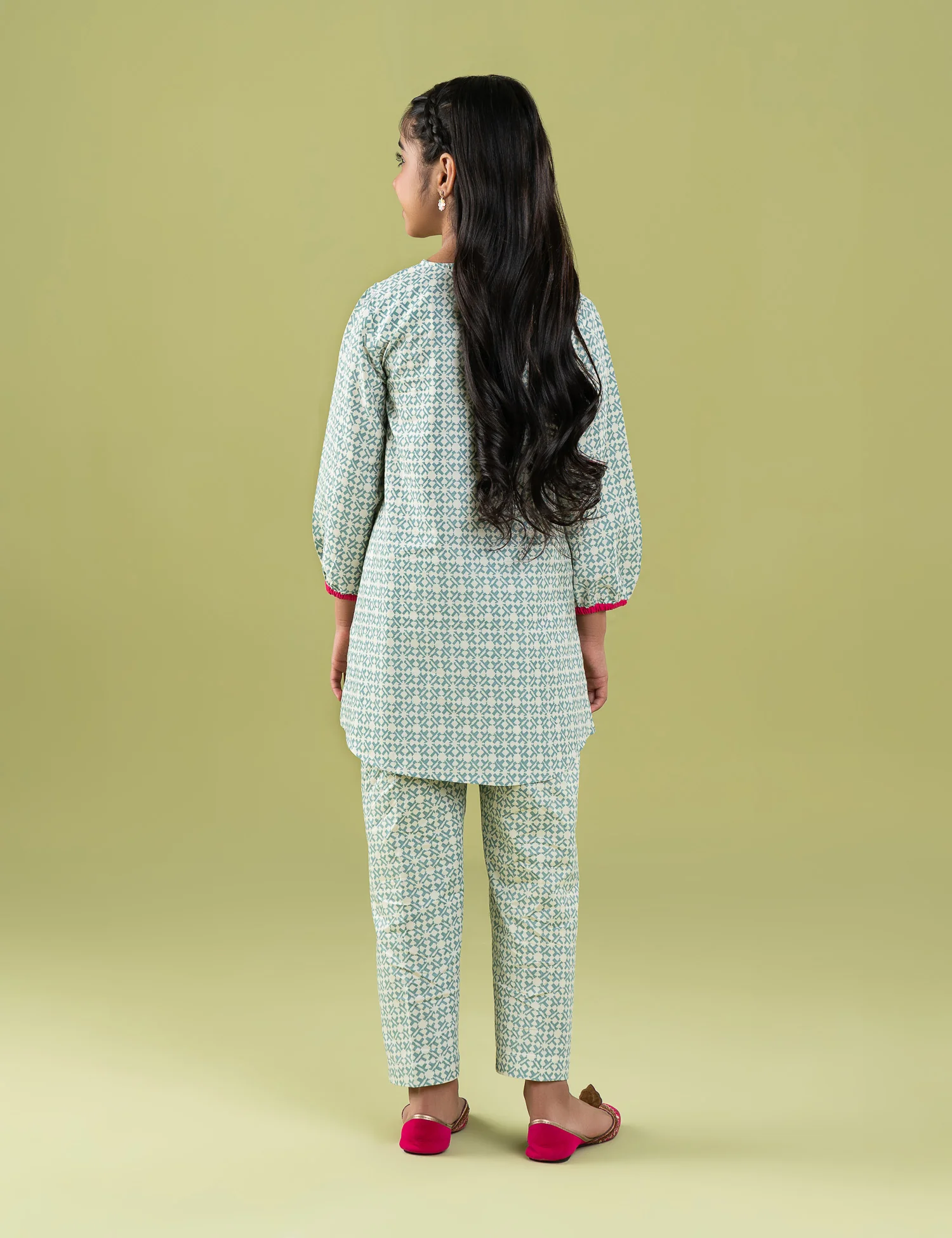 2 PIECE EMBROIDERED SUIT - Image 6