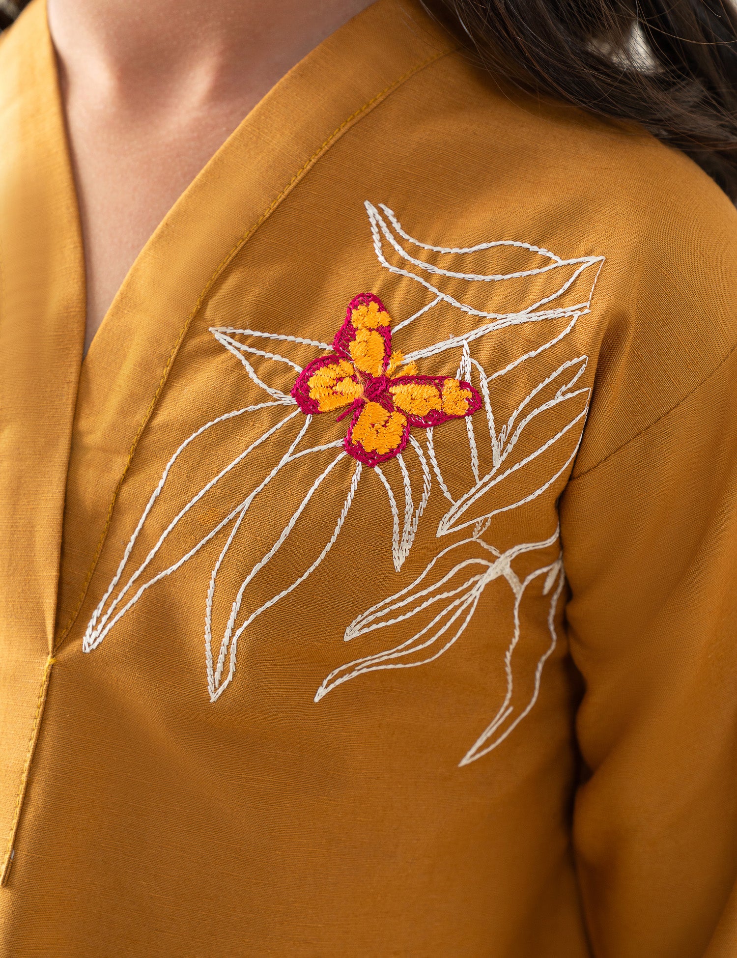 2 PIECE BUTTERFLY EMBROIDERED SUIT - Image 2