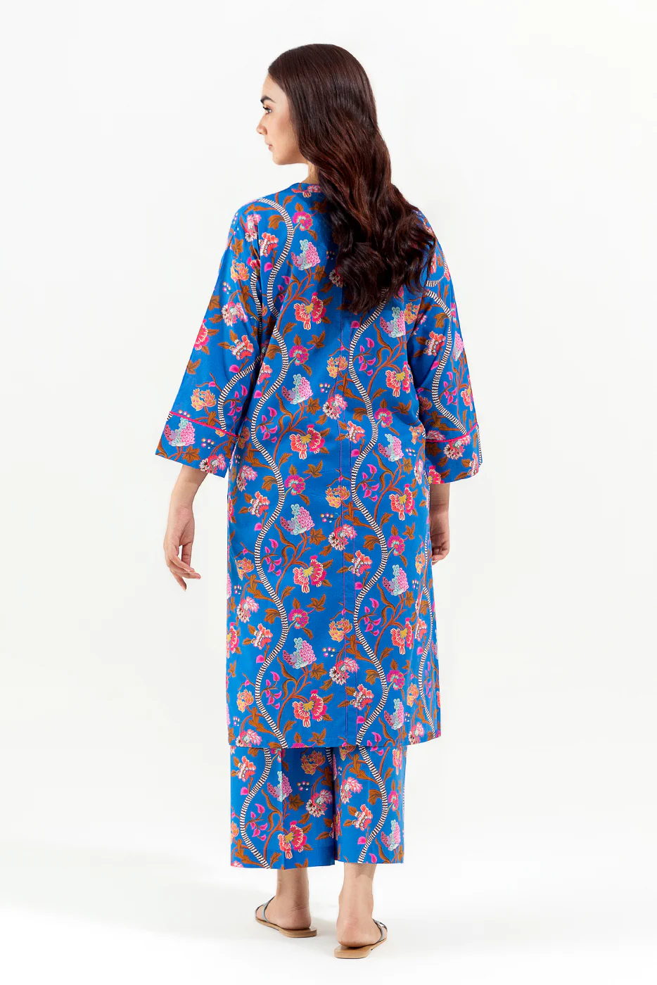 2 PIECE PRINTED LAWN SUIT (PRET) - Image 3