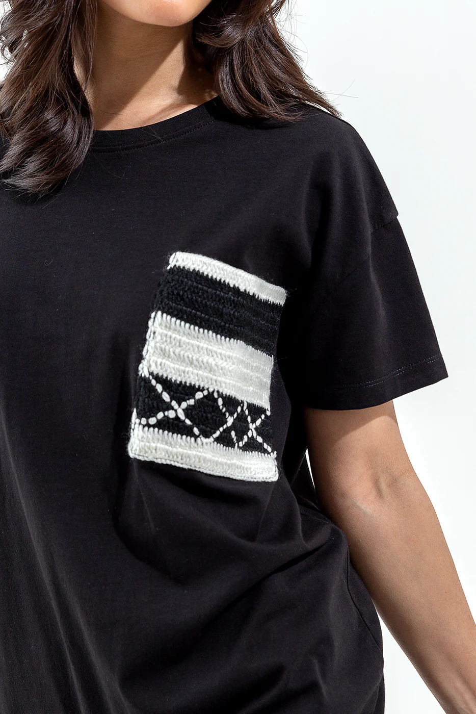 BLACK HANDCRAFTED TEE - Image 4