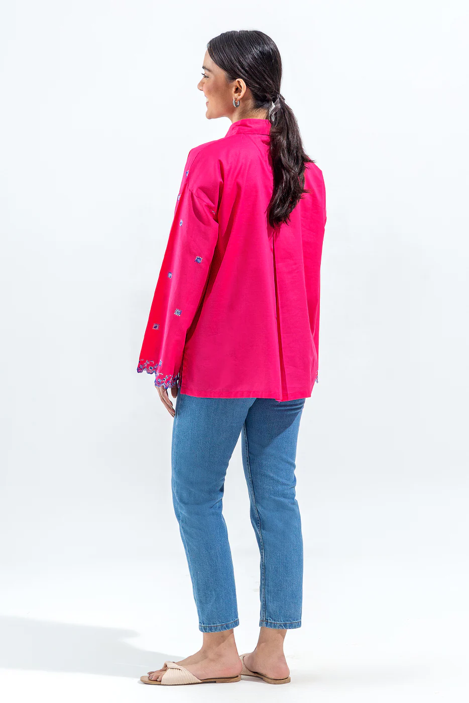 EMBROIDERED FUSION TOP (PRET) - Image 3