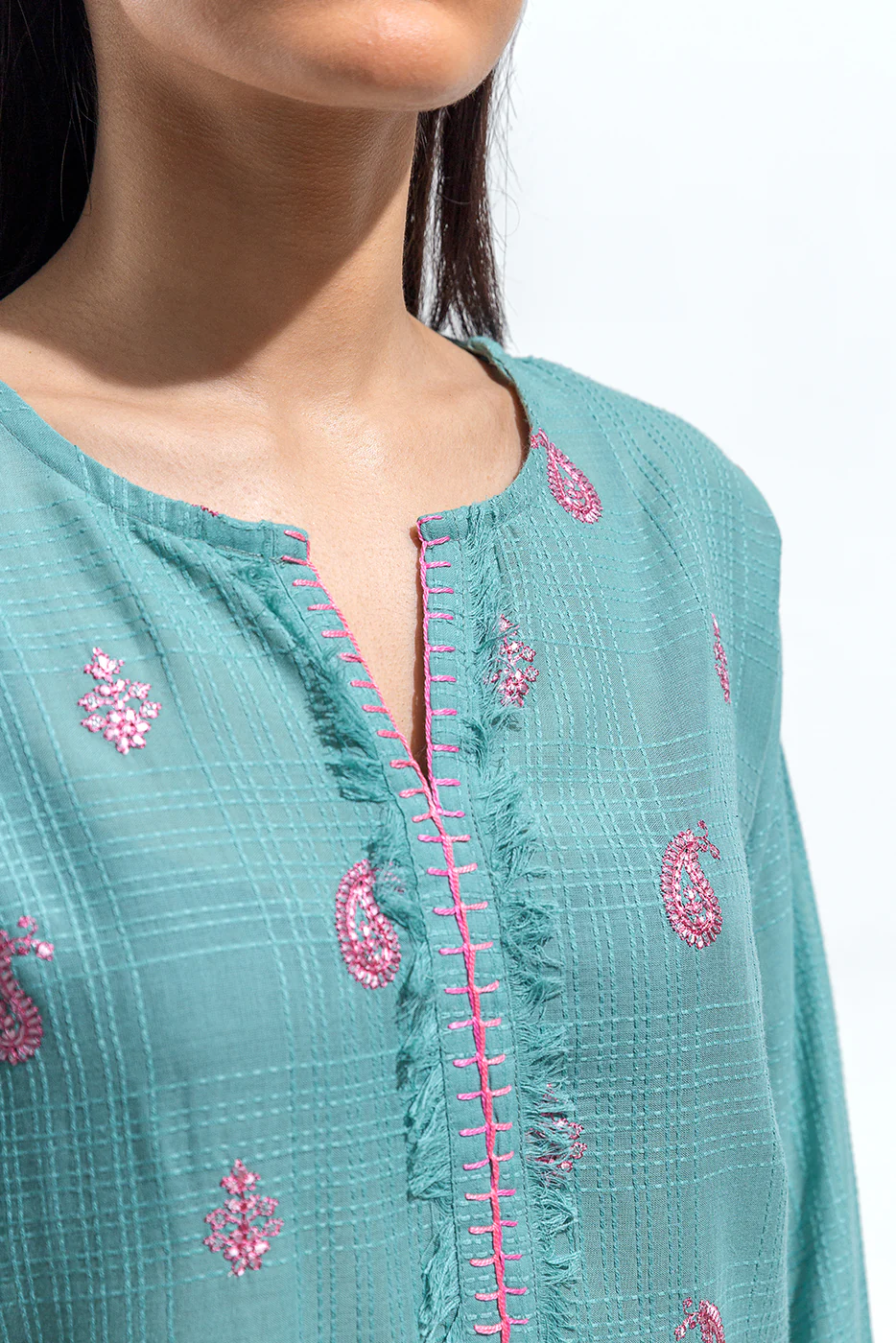 2 PIECE EMBROIDERED YARN DYED SUIT (PRET) - Image 3