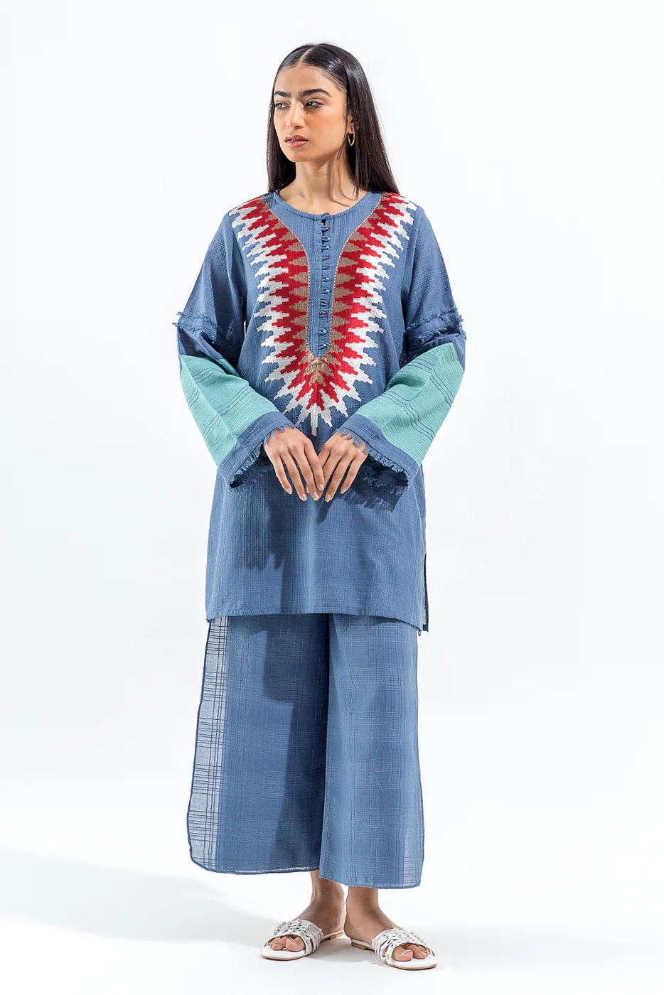 2 PIECE EMBROIDERED DOBBY SUIT (PRET) - Image 2