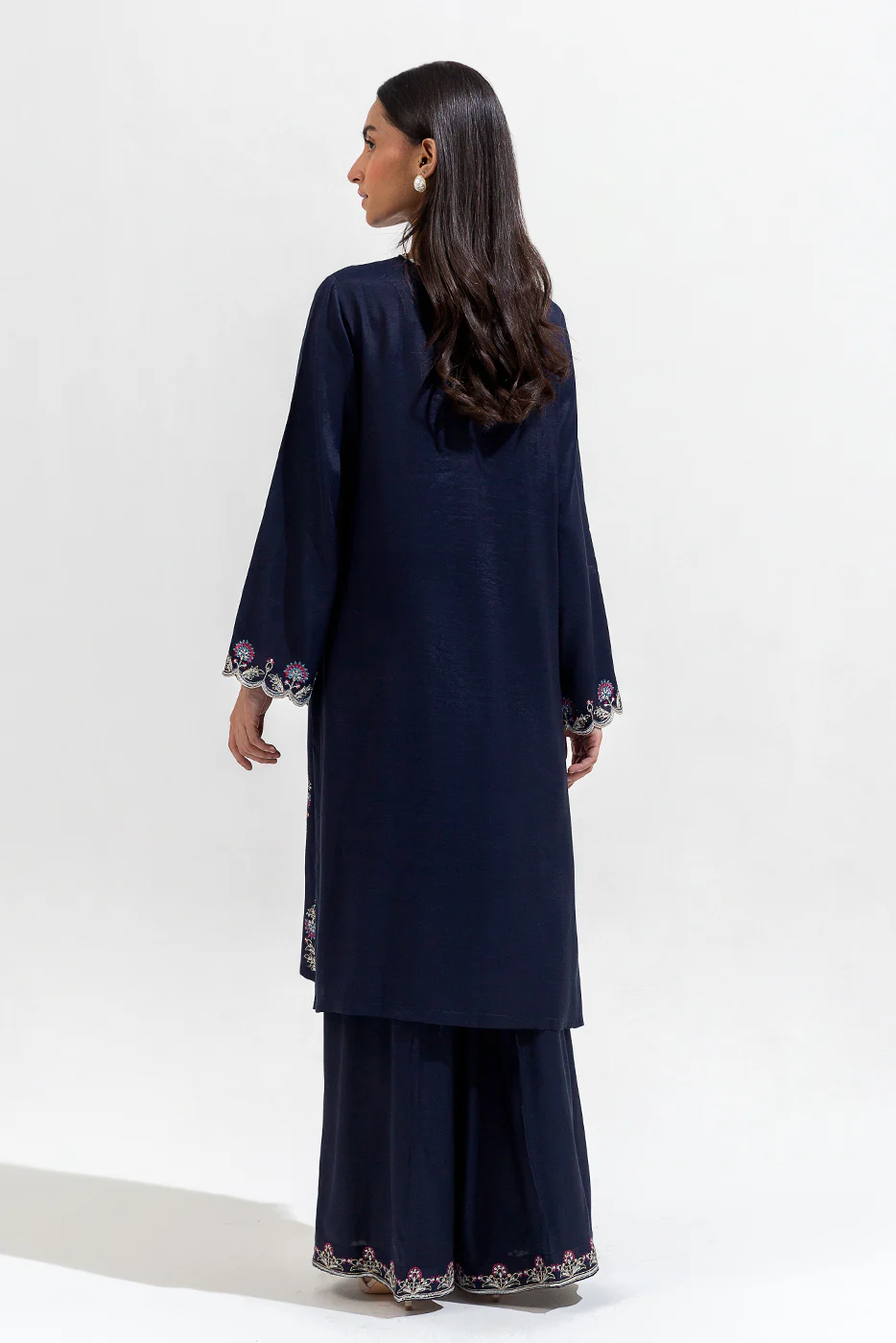 2 PIECE EMBROIDERED SILK SUIT (LUXURY-PRET) - Image 5