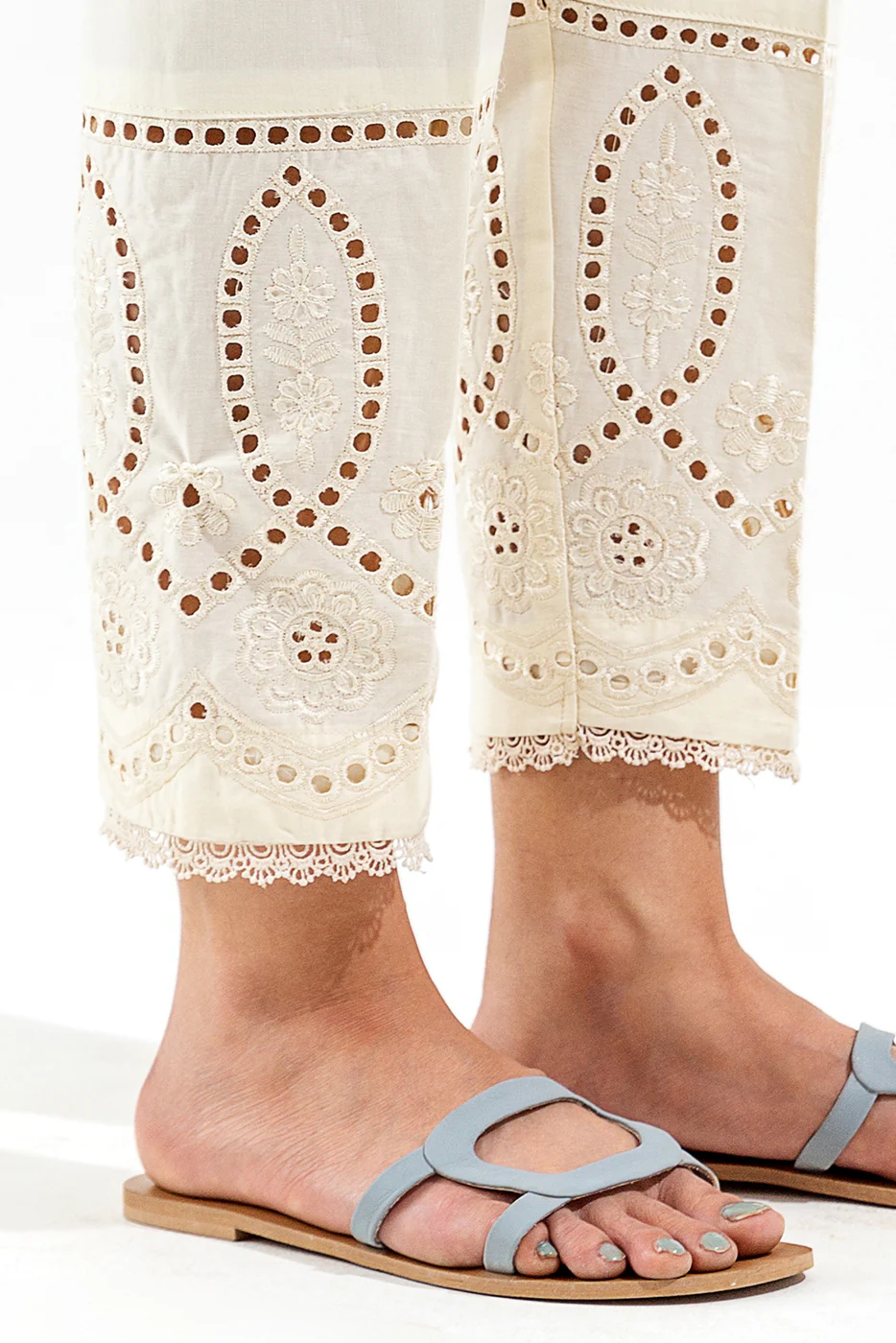 EMBROIDERED STRAIGHT PANTS - Image 2