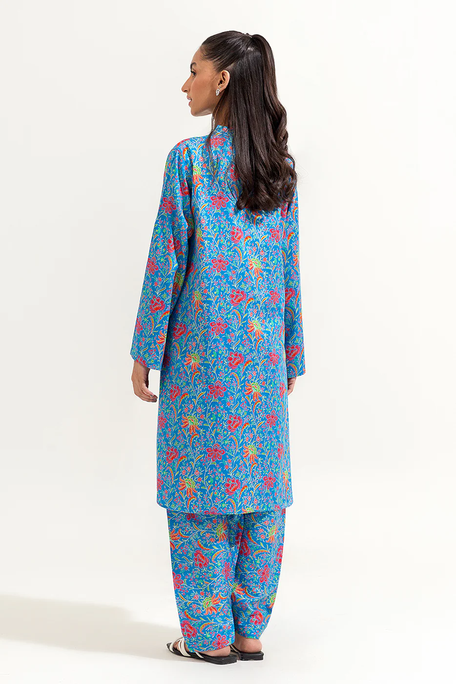 2 PIECE PRINTED PREMIUM LAWN SUIT (PRET) - Image 4