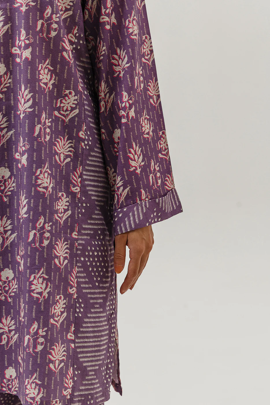 2 PIECE PRINTED LAWN SUIT (PRET) - Image 5