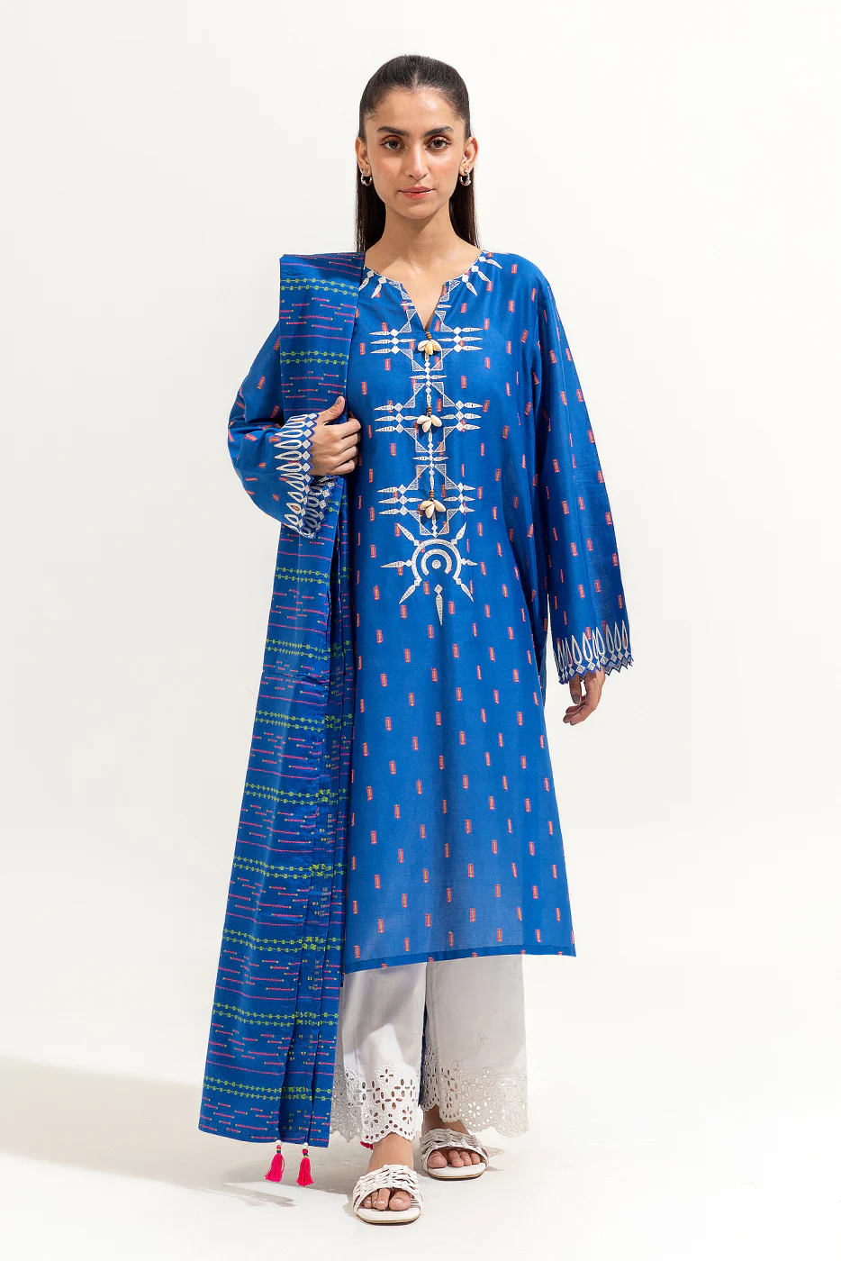 2 PIECE EMBROIDERED JACQUARD SUIT (PRET) - Image 2