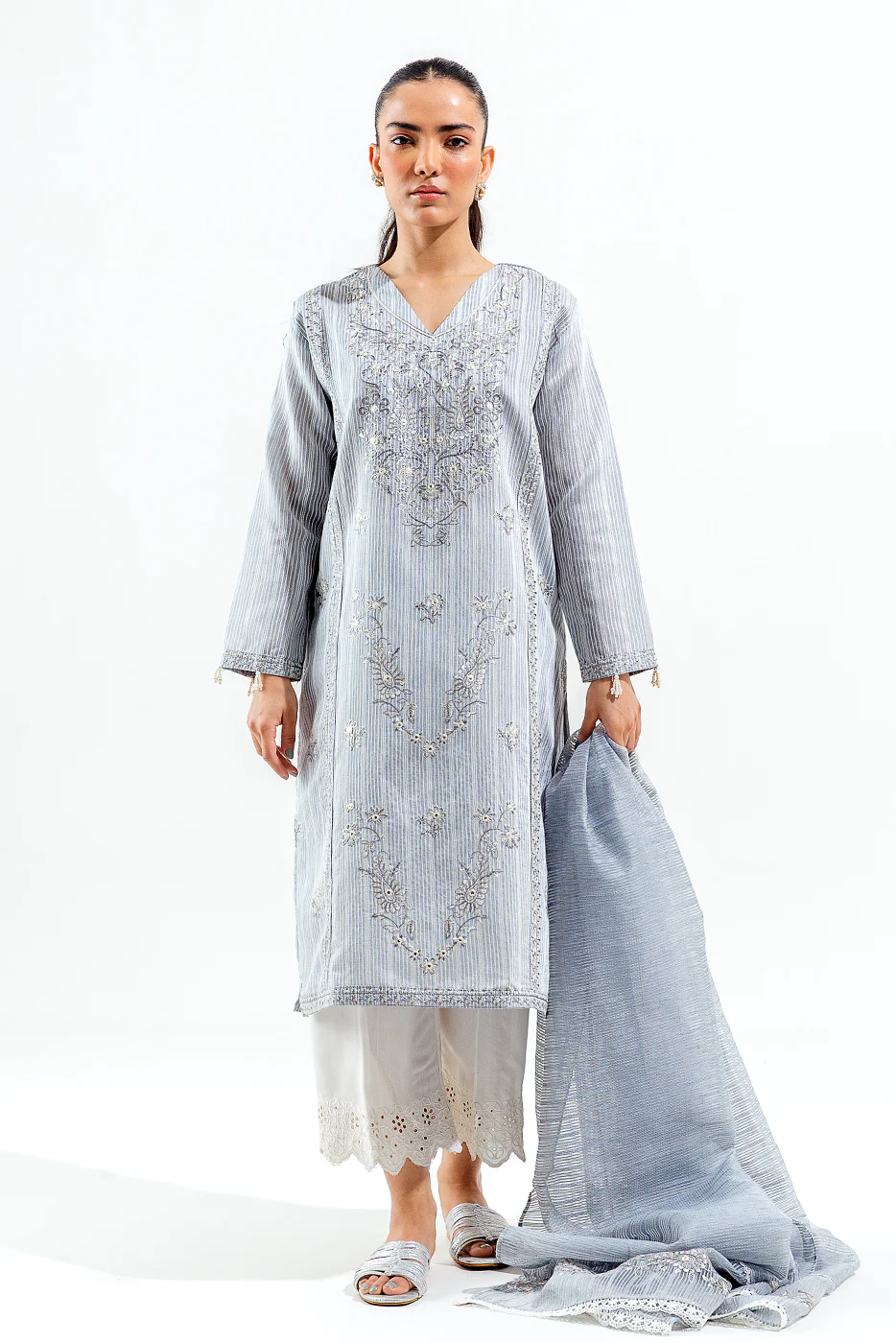 2 PIECE EMBROIDERED ORGANZA FANCY SLUB SUIT (LUXURY PRET) - Image 2