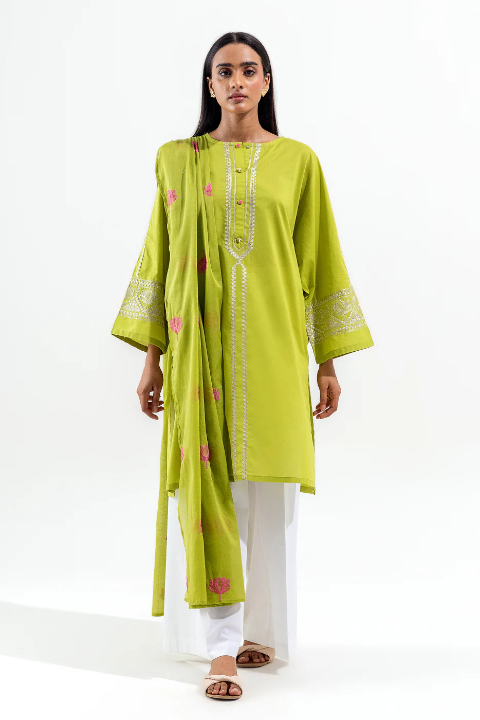 2 PIECE EMBROIDERED LAWN SUIT (PRET) - Image 3
