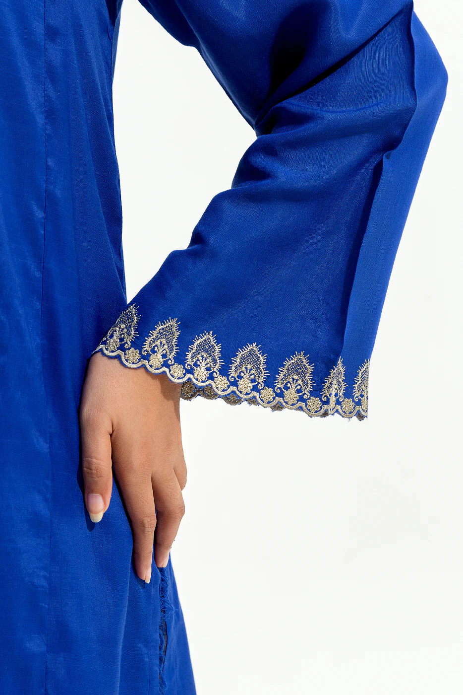 2 PIECE EMBROIDERED RAW SILK SUIT (LUXURY PRET) - Image 5