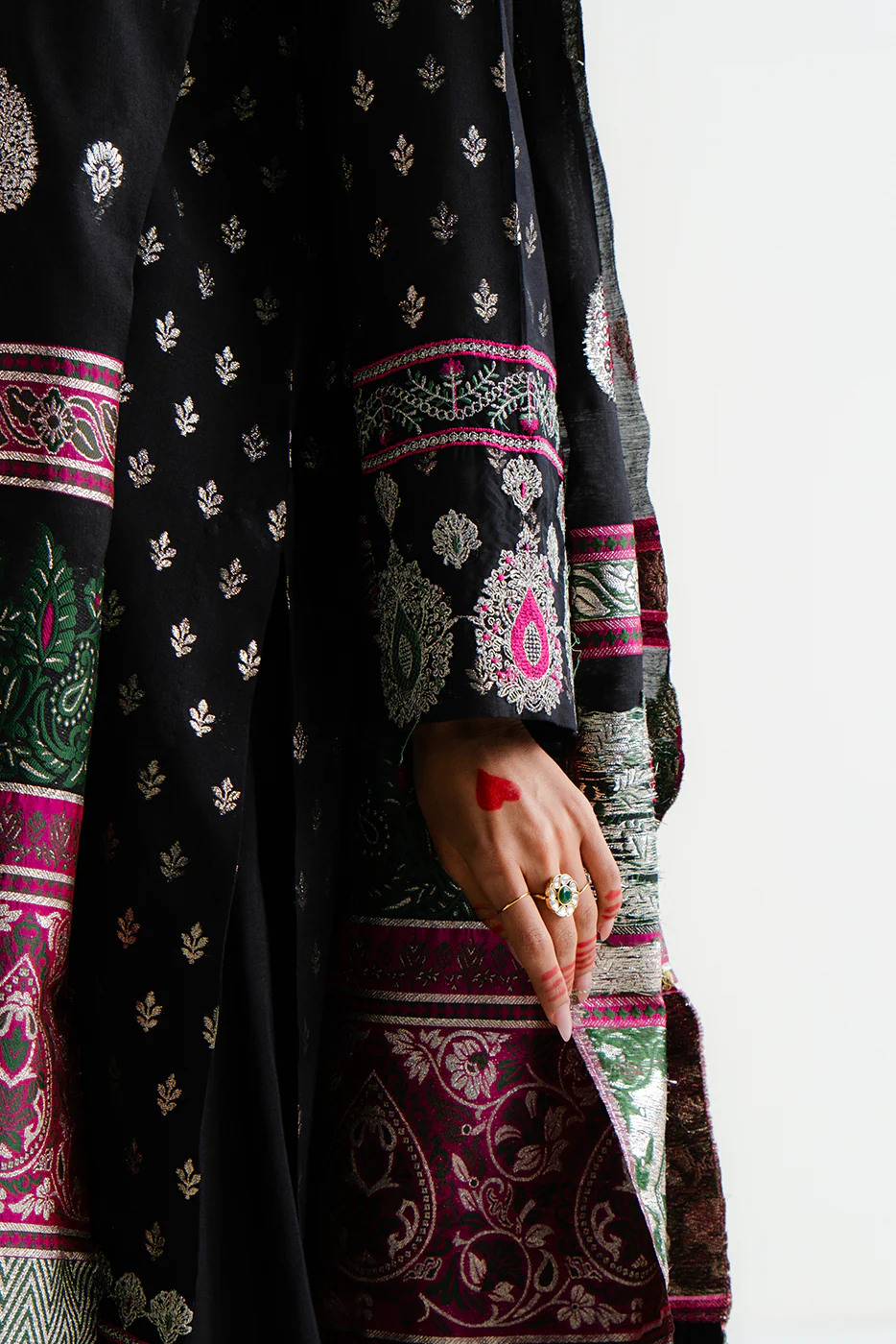 3 PIECE EMBROIDERED JACQUARD SUIT-MOONLIGHT NOIR (UNSTITCHED) - Image 3