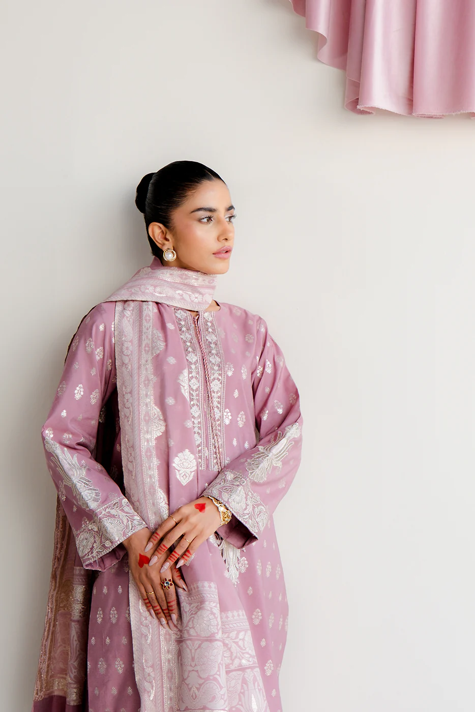 3 PIECE EMBROIDERED JACQUARD SUIT-DUSKY BLUSH (UNSTITCHED) - Image 6