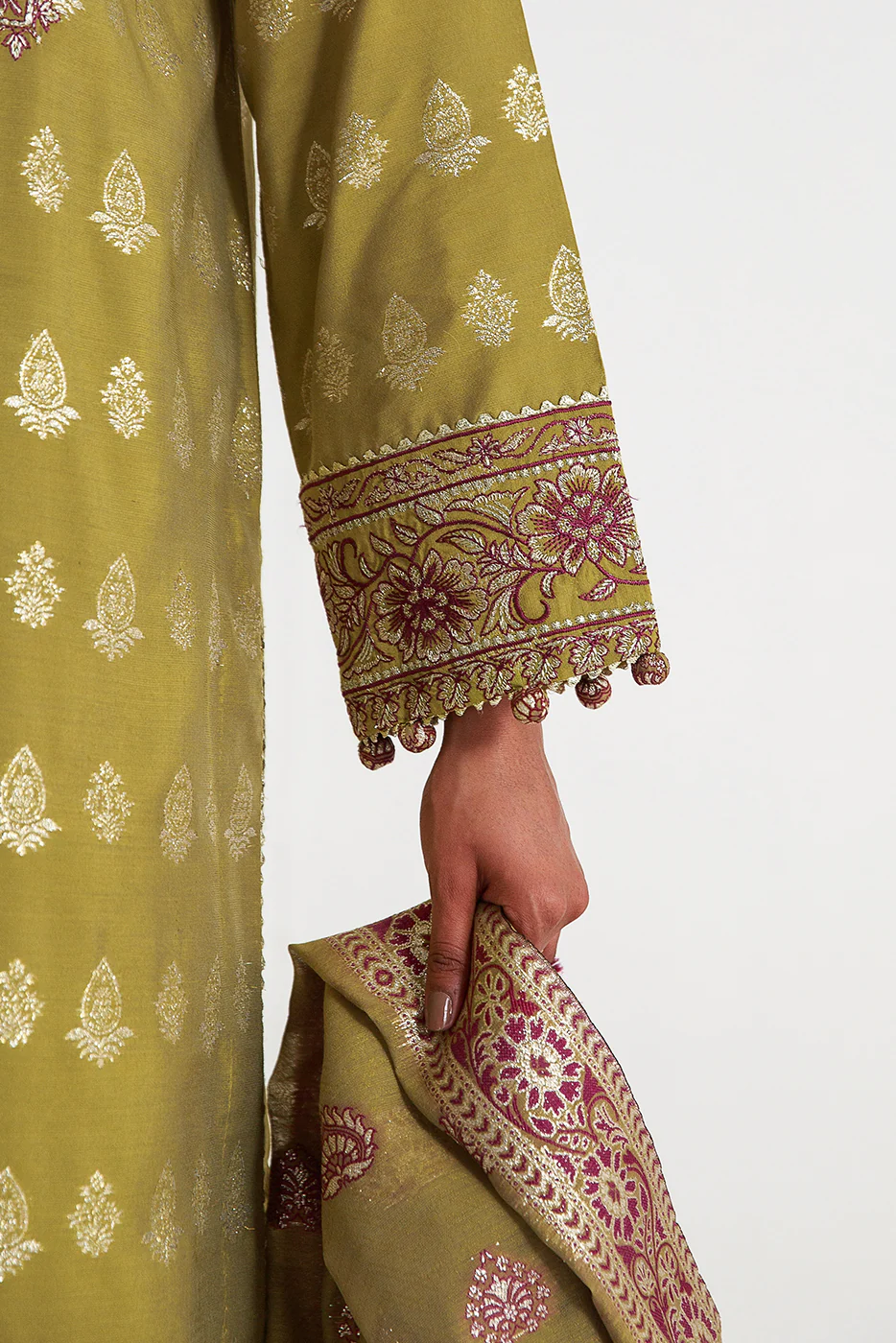 3 PIECE EMBROIDERED JACQUARD SUIT-ETHEREAL BEAUTY (UNSTITCHED) - Image 3