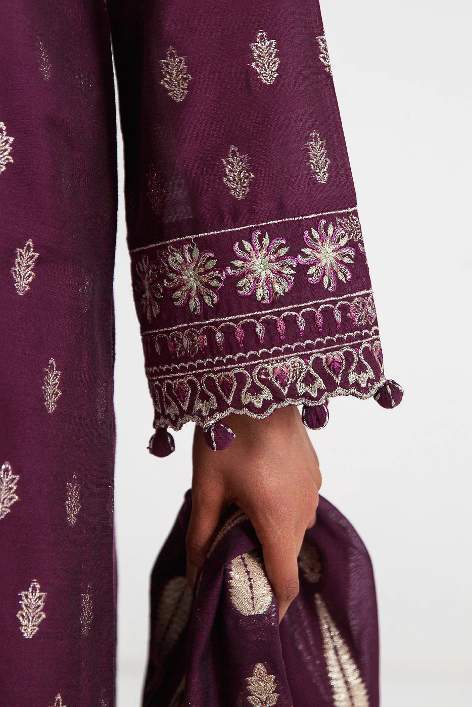 3 PIECE EMBROIDERED JACQUARD SUIT-PLUM SEQUIN (UNSTITCHED) - Image 6