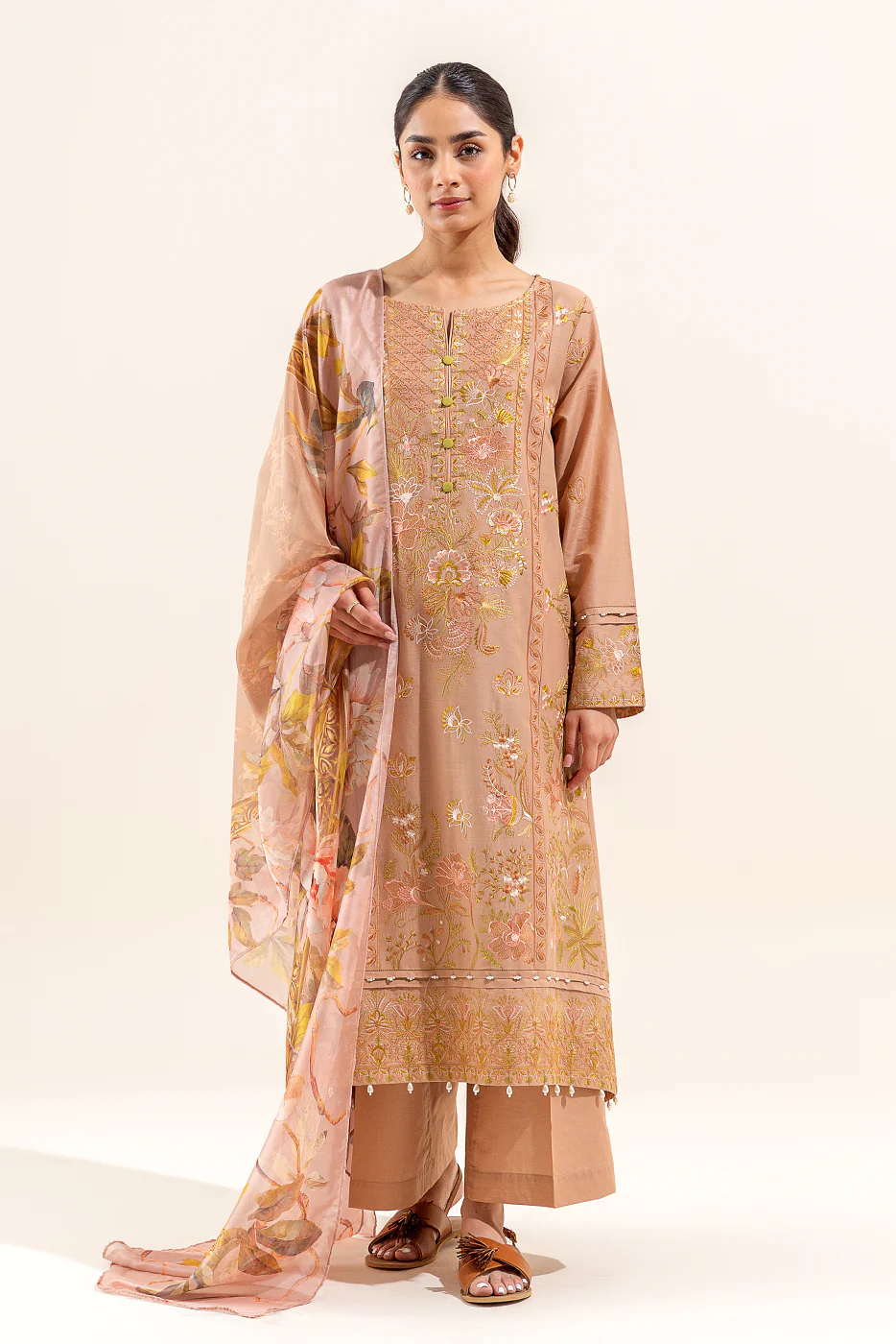 3 PIECE EMBROIDERED LAWN SUIT (UNSTITCHED) - Image 2