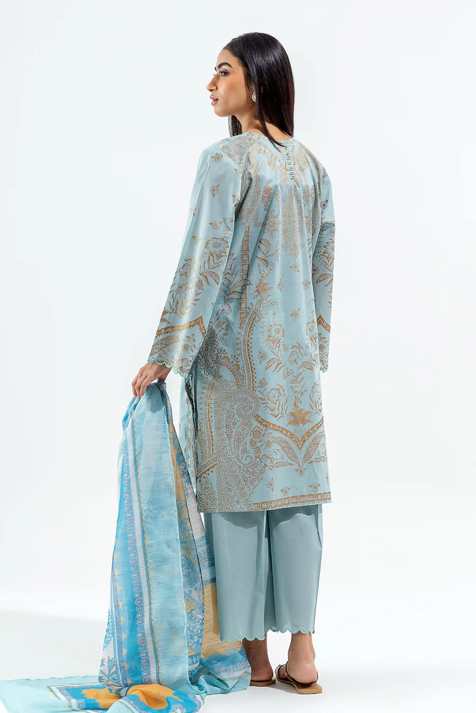 3 PIECE EMBROIDERED LAWN SUIT (LUXURY PRET) - Image 4