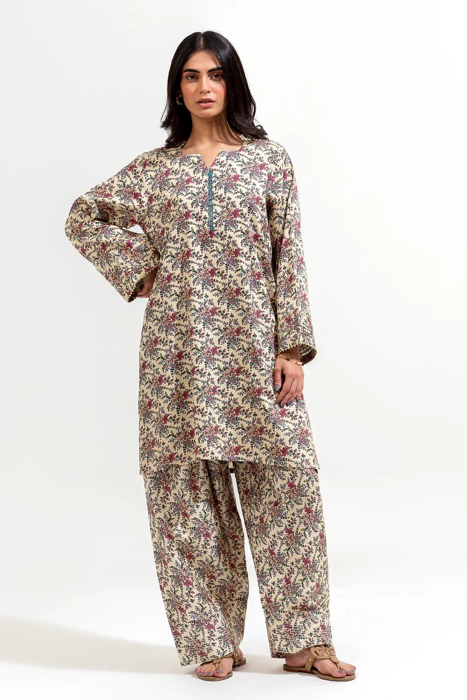 2 PIECE PRINTED PREMIUM LAWN SUIT (PRET) - Image 2