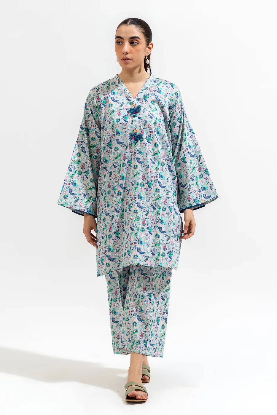 2 PIECE PRINTED PREMIUM LAWN SUIT (PRET) - Image 2