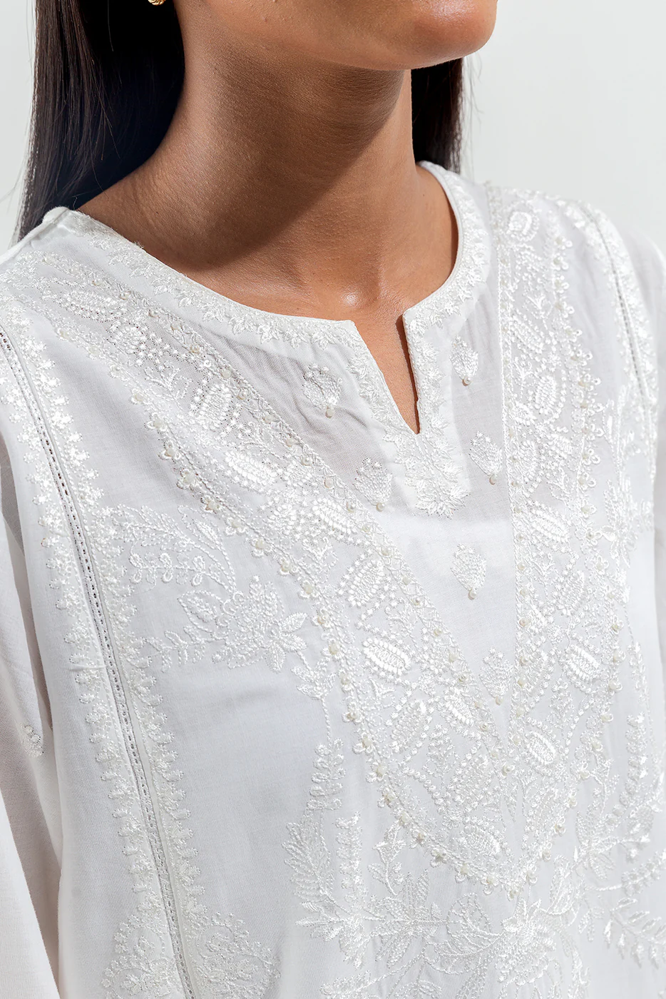 EMBROIDERED LAWN SHIRT (PRET) - Image 4