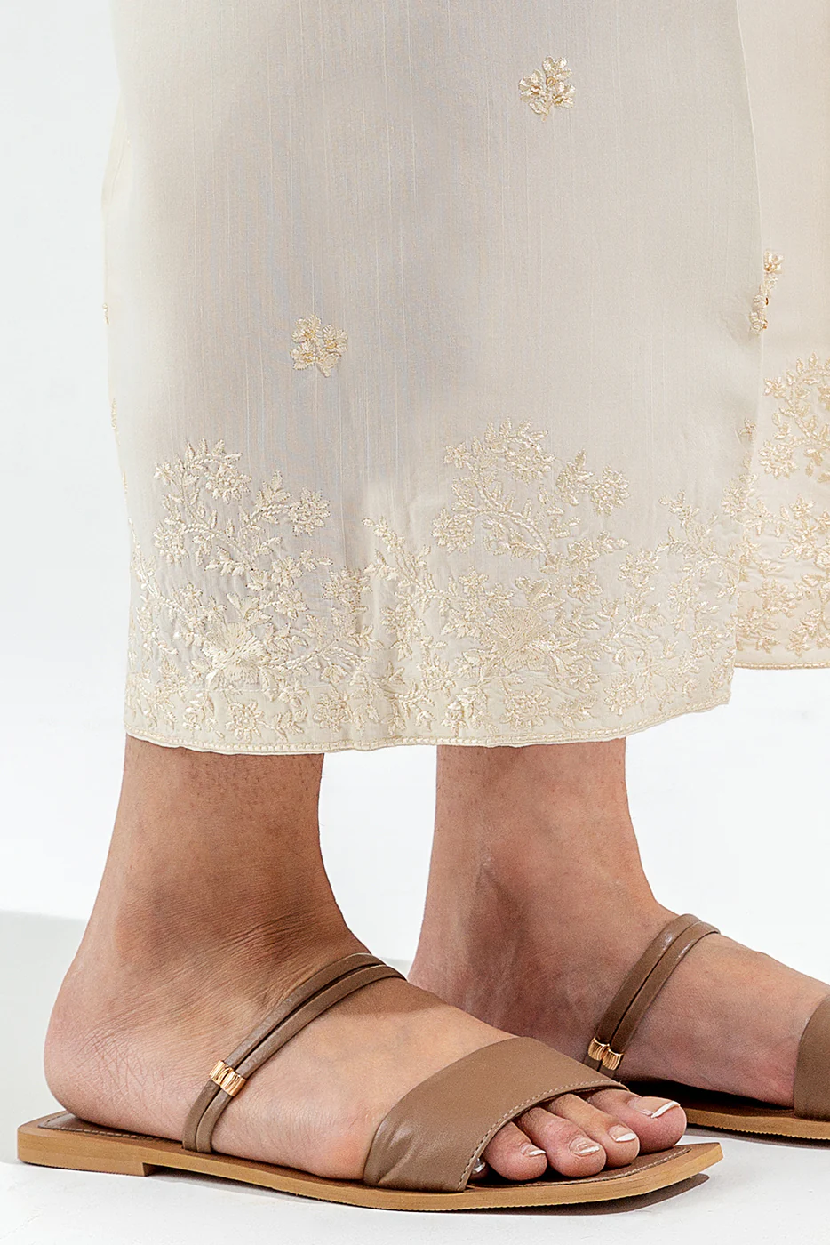 SLACK PANTS - Image 2