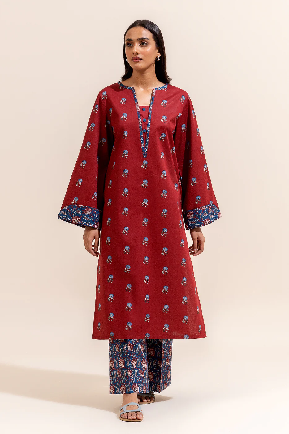 2 PIECE PRINTED LAWN SUIT-RED REGALE (UNSTITCHED) - Image 2