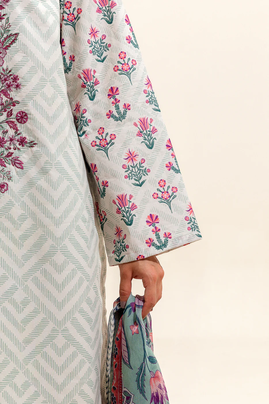 2 PIECE EMBROIDERED LAWN SUIT-PRIMROSE ASH (UNSTITCHED) - Image 6