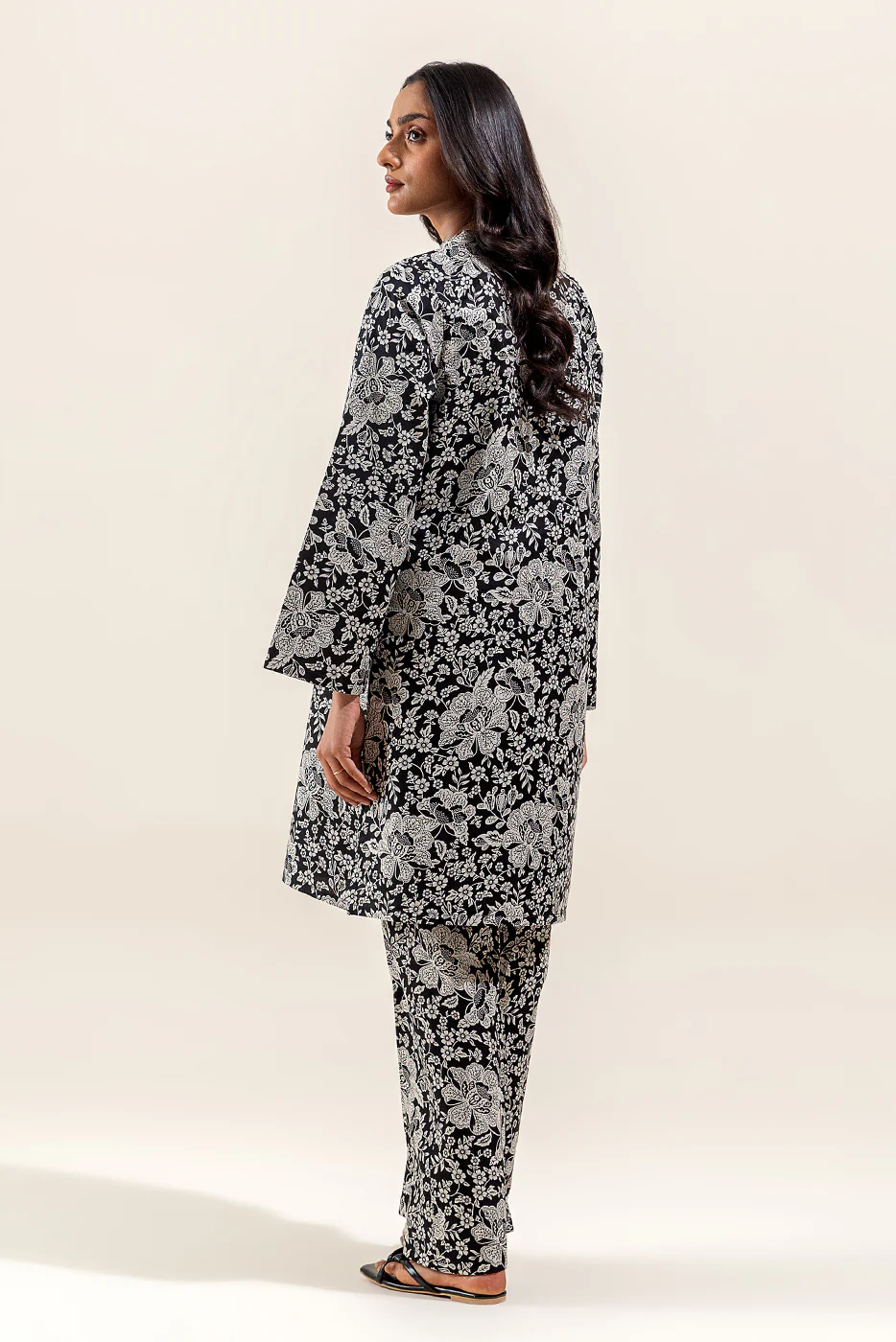 2 PIECE PRINTED SUIT-MIDNIGHT ARCADE (UNSTITCHED) - Image 4