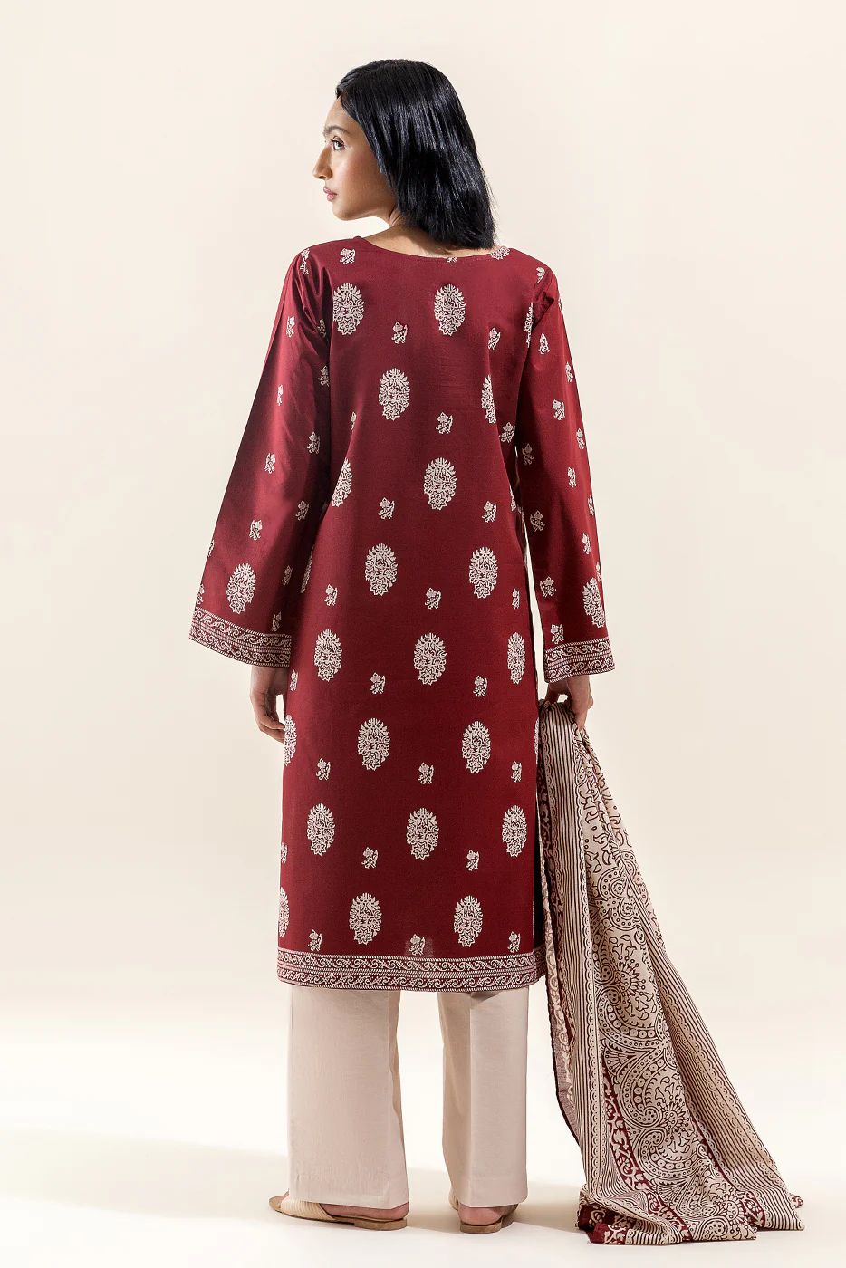 2 PIECE PRINTED LAWN SUIT-GARNET LOOM (UNSTITCHED) - Image 4