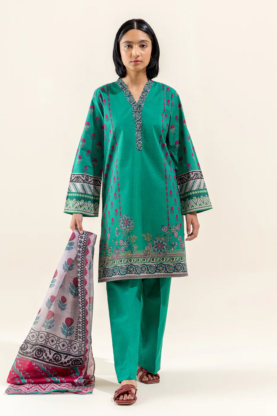 3 PIECE PRINTED LAWN SUIT-BASIL GREEN (UNSTITCHED) - Image 3
